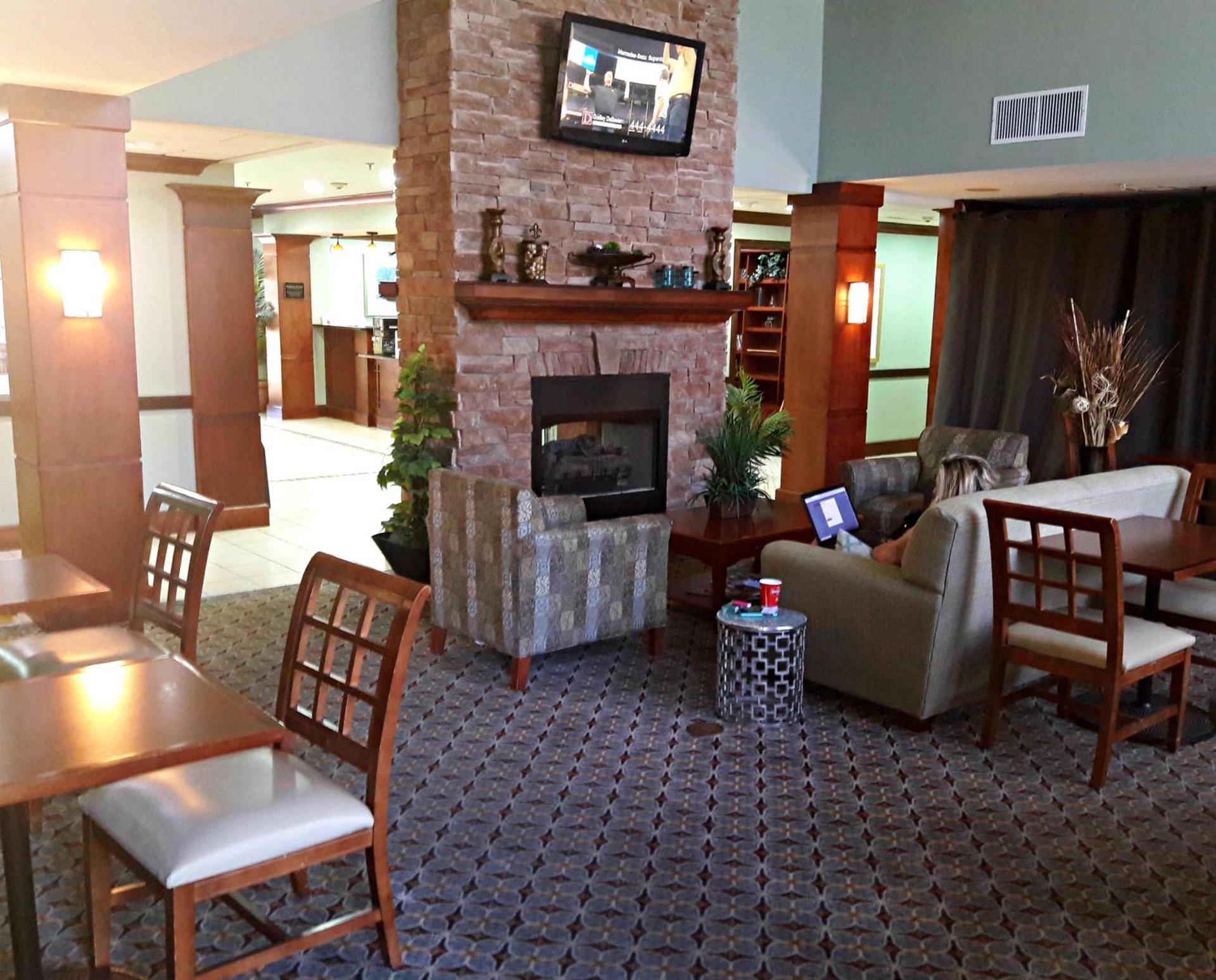 WeStay Suites - Covington/Mandeville photo 3