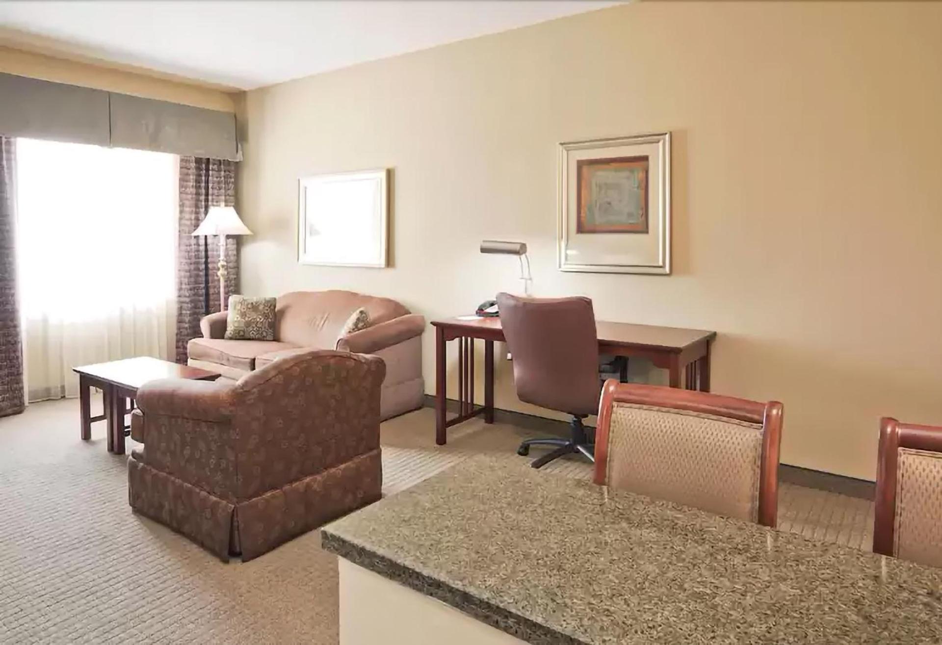 WeStay Suites - Covington/Mandeville photo 13