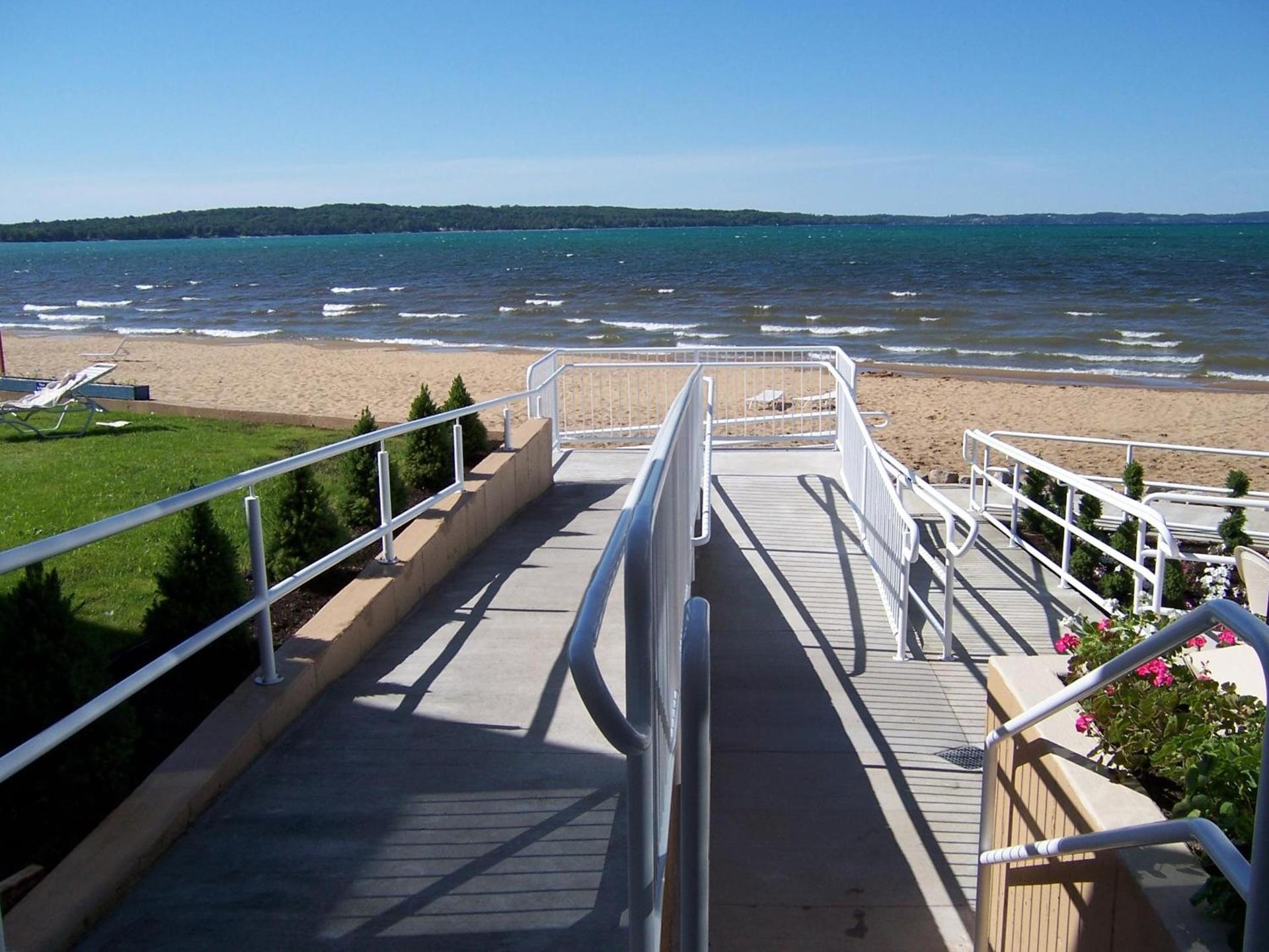 Pinestead Reef Resort photo 4