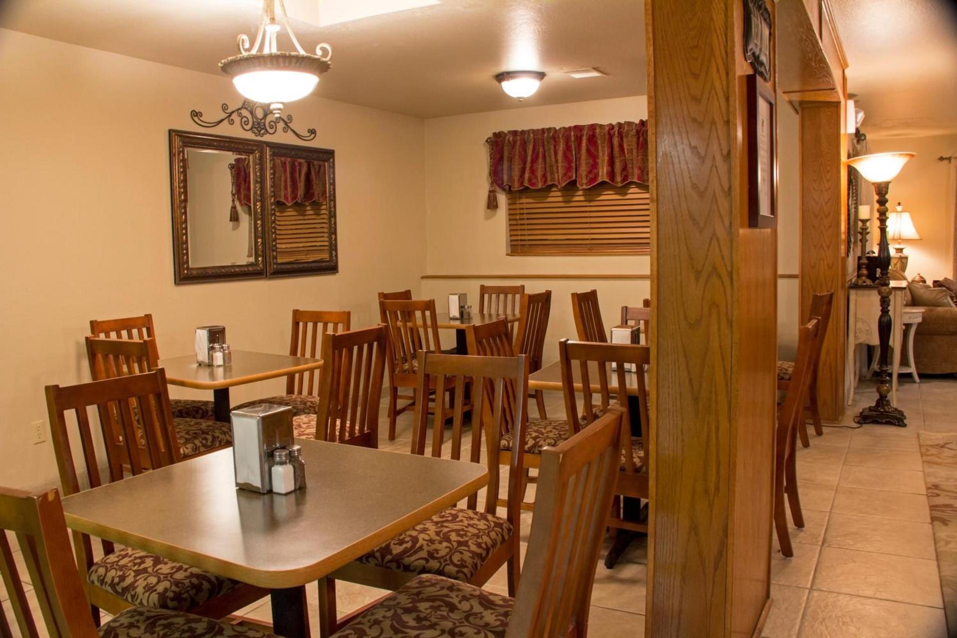 All American Inn & Suites Branson photo 4