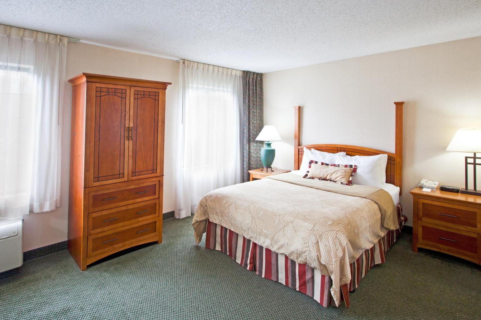 Staybridge Suites Detroit-Utica by IHG photo 2
