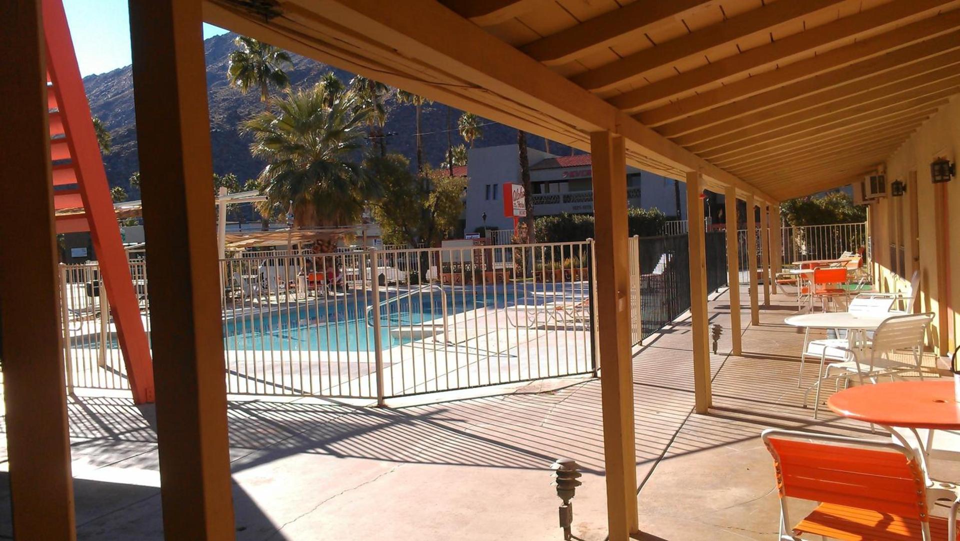 Aloha Hotel Palm Springs photo 38