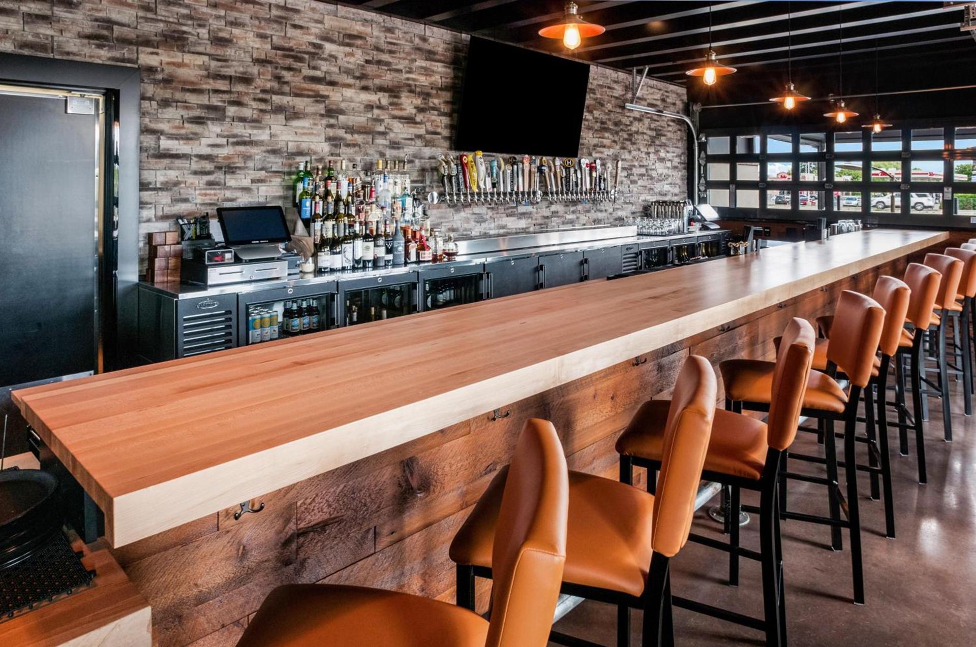 Cobblestone Hotel & Suites Appleton International Airport photo 41
