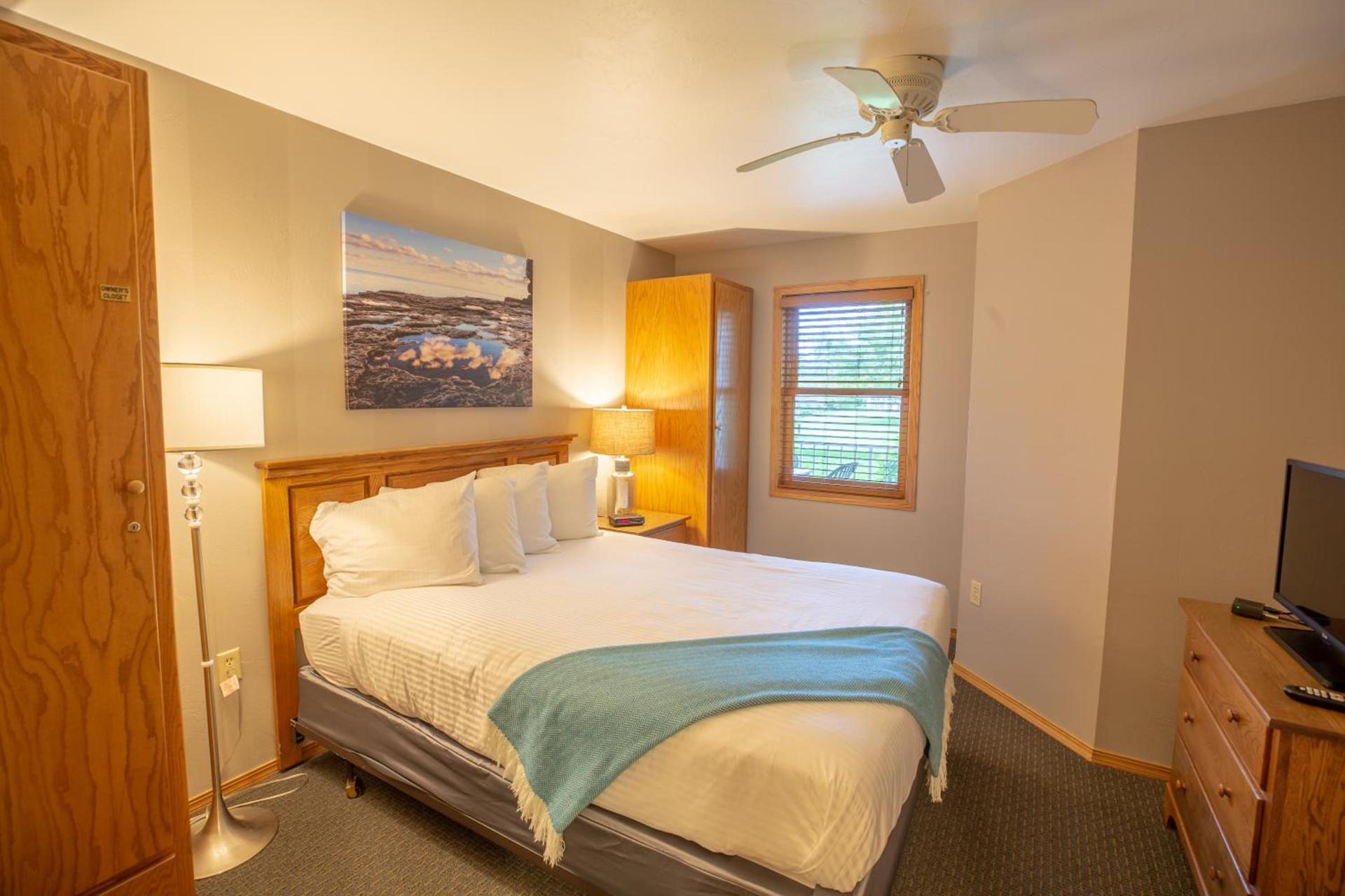 Westwood Shores Waterfront Resort photo 77