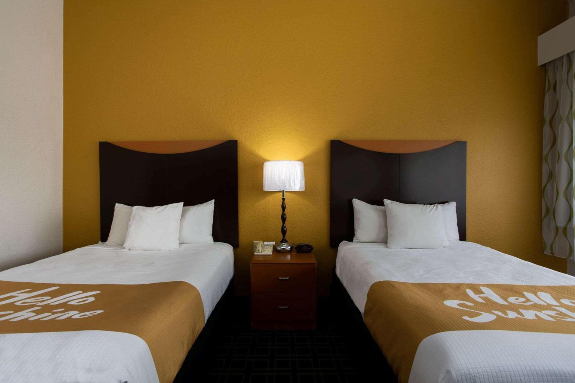 Days Inn by Wyndham Absecon Atlantic City Area photo 51