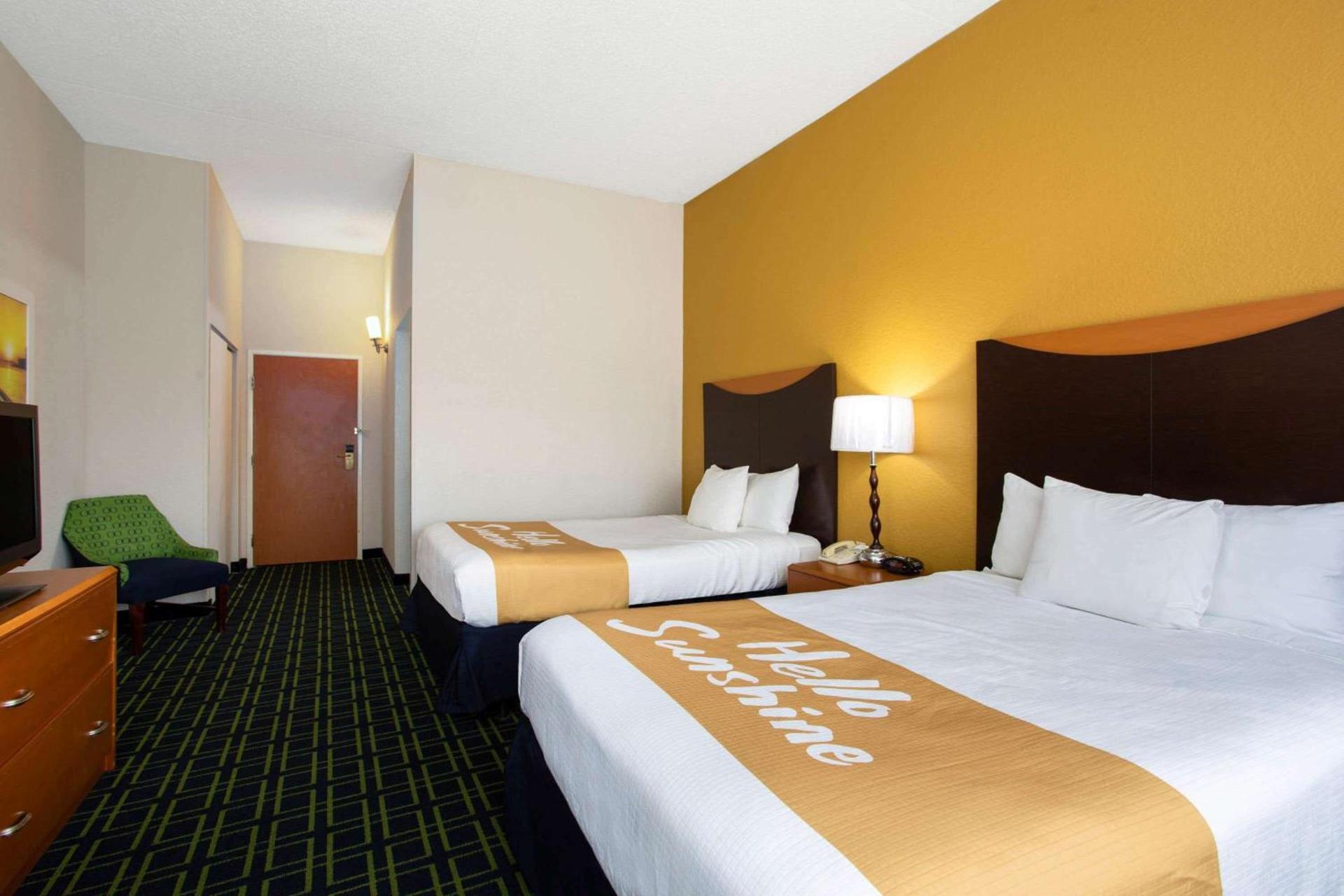 Days Inn by Wyndham Absecon Atlantic City Area photo 48