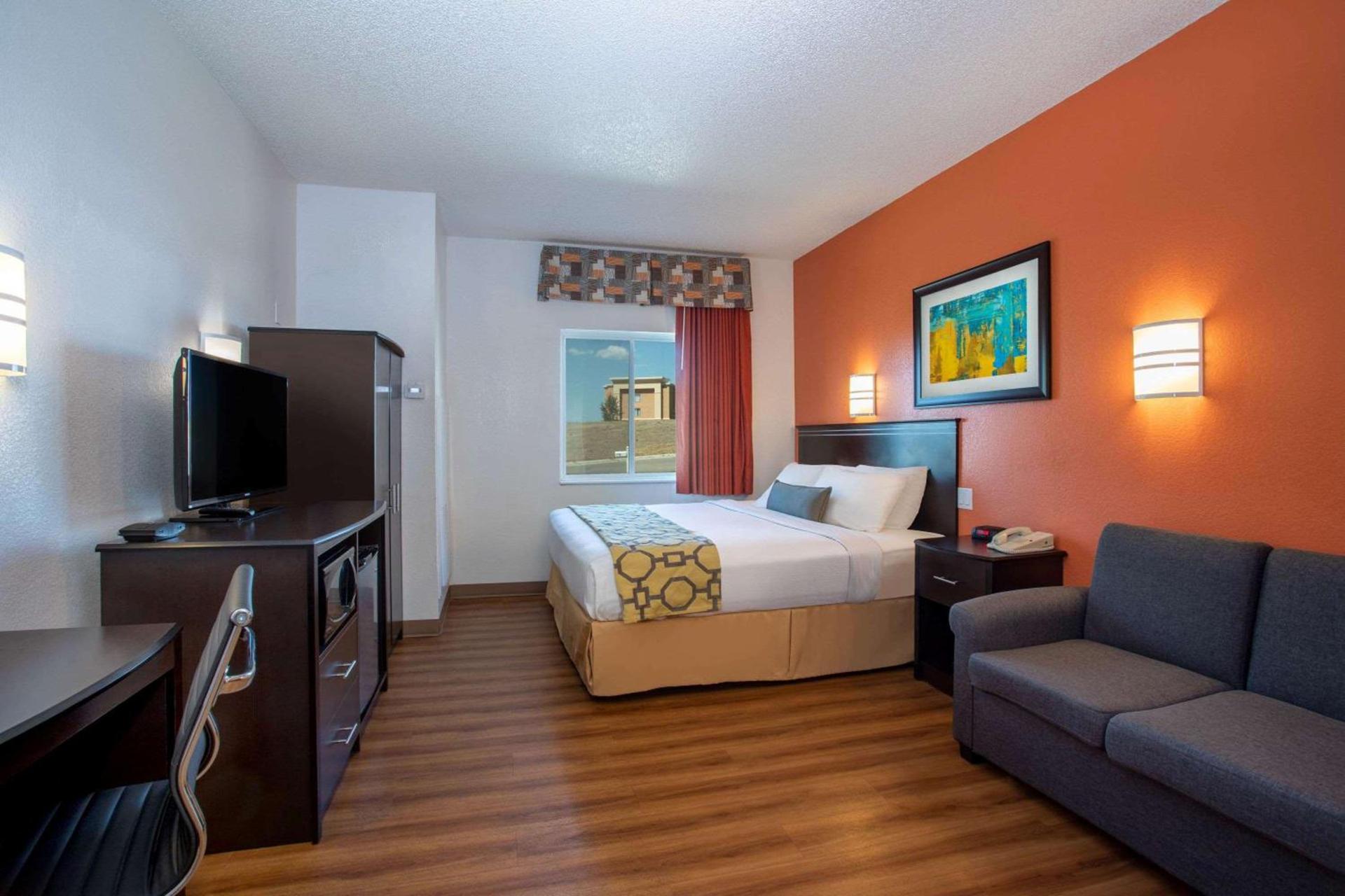 Baymont by Wyndham Sheridan photo 18