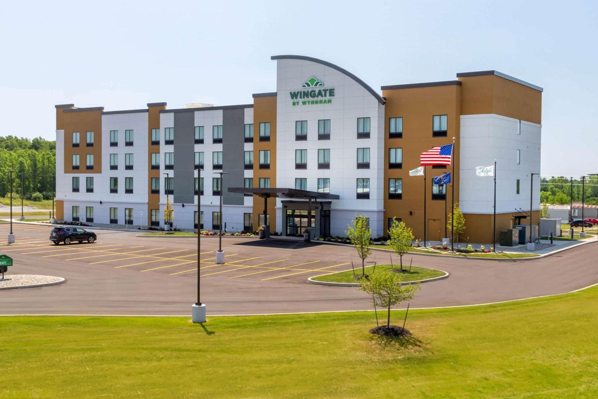 Wingate by Wyndham Angola photo 3