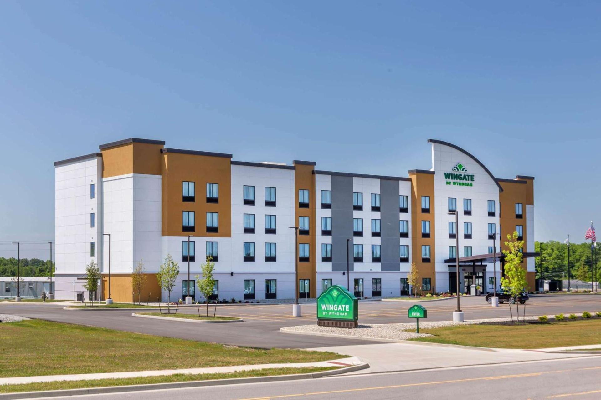Wingate by Wyndham Angola photo 2