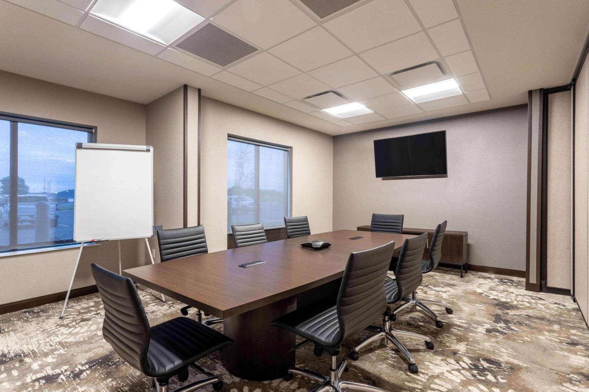 Wingate by Wyndham Angola photo 23