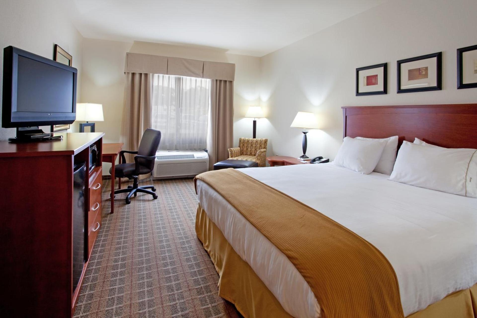 Holiday Inn Express & Suites - Hardeeville-Hilton Head by IHG photo 5