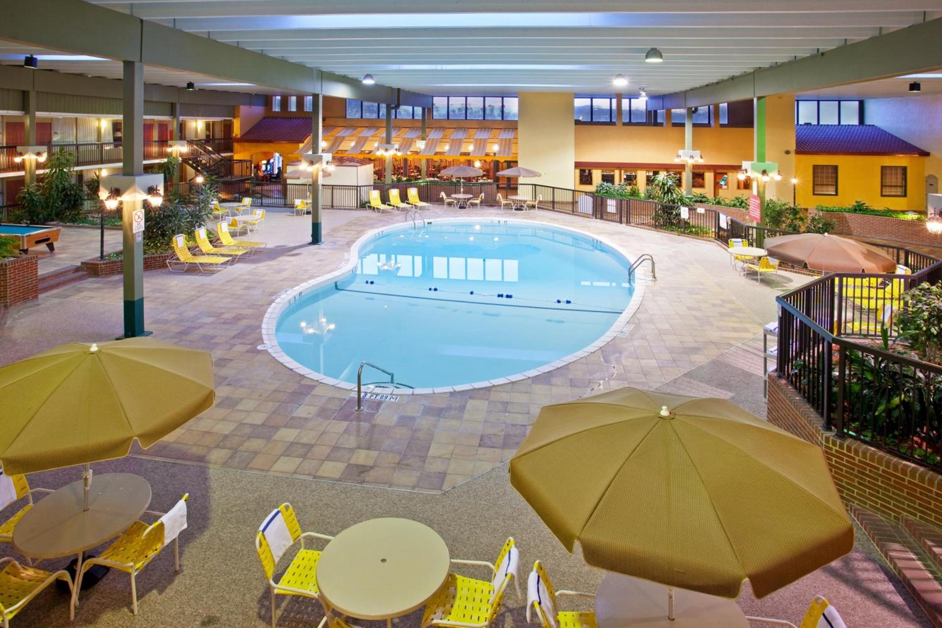 Ramada by Wyndham Indiana photo 5