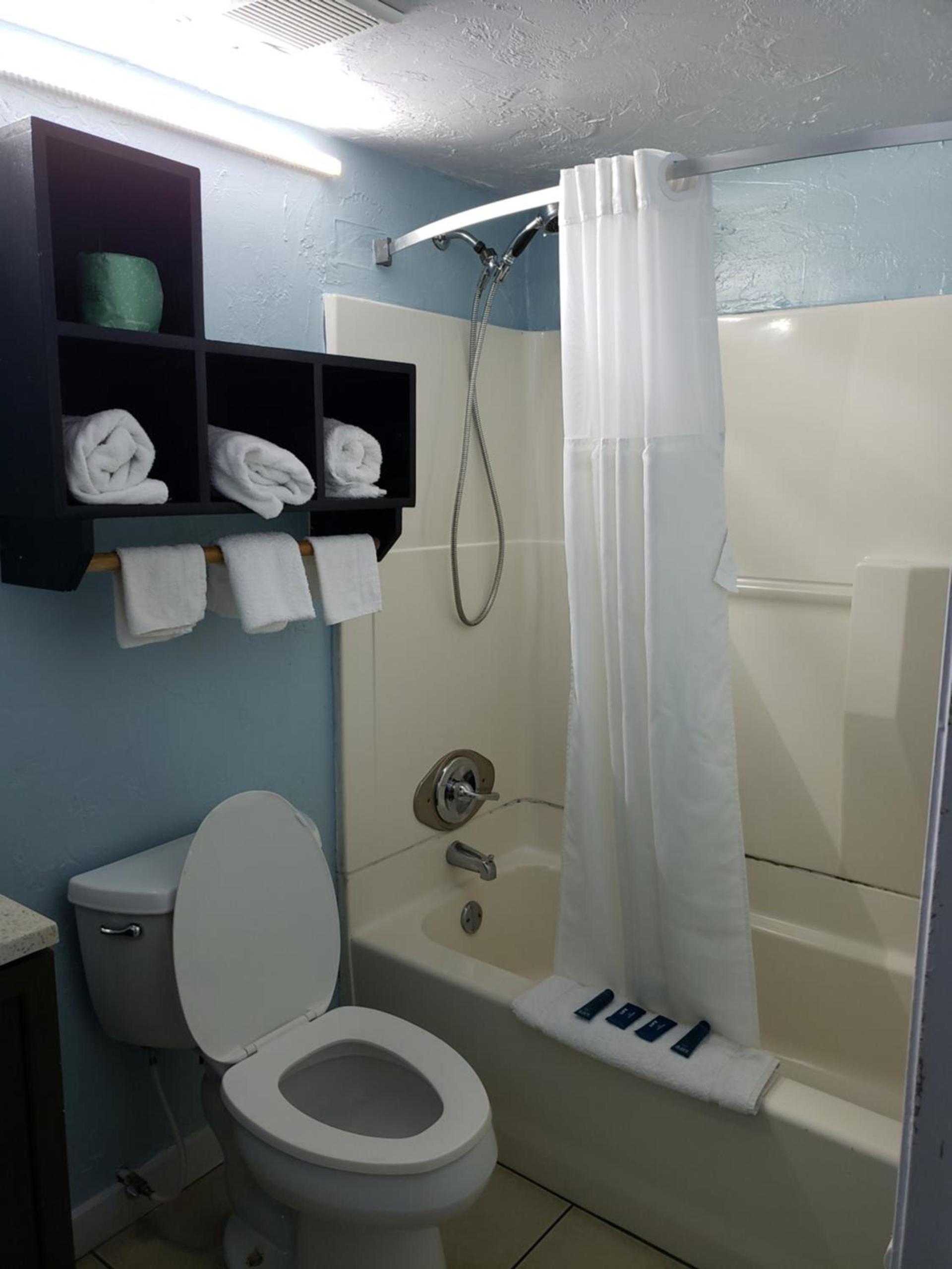 Topaz Motel - Flagler Beach photo 18