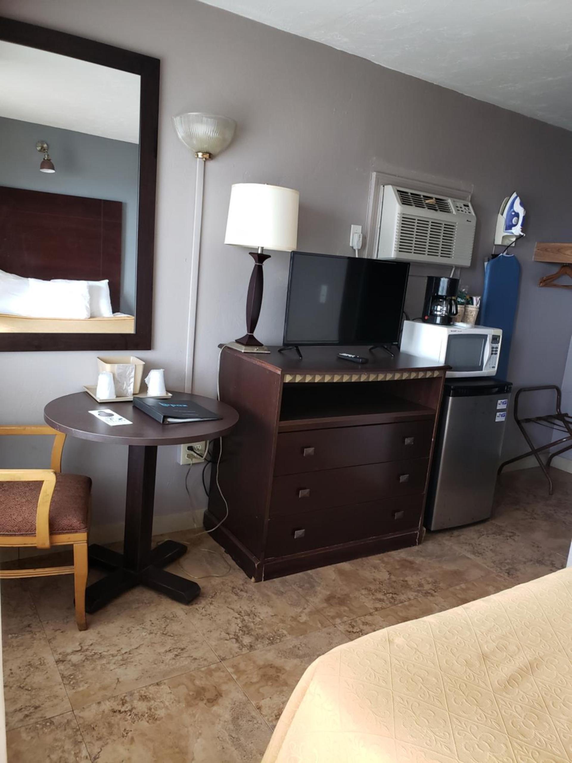 Topaz Motel - Flagler Beach photo 11