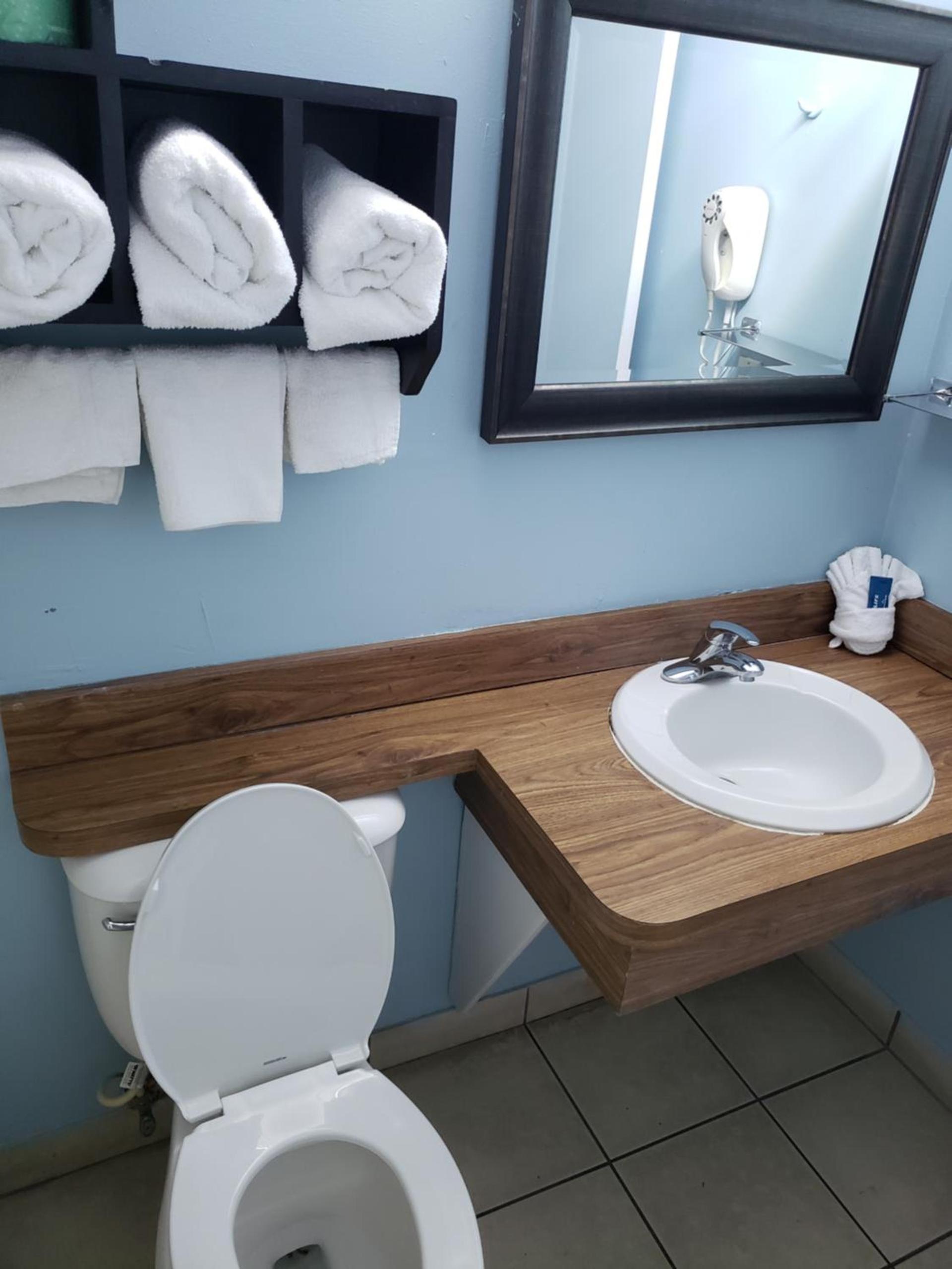 Topaz Motel - Flagler Beach photo 32