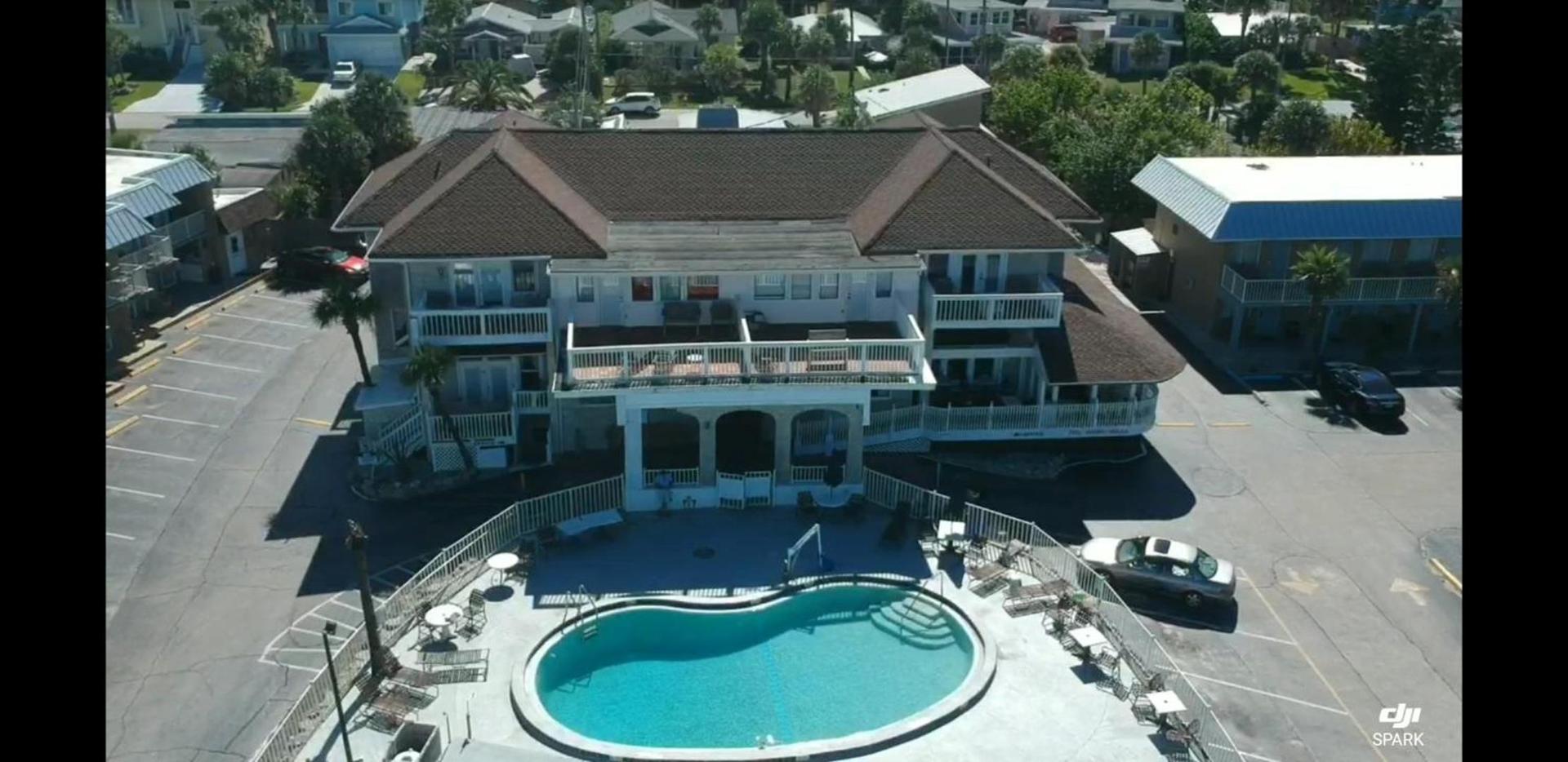 Topaz Motel - Flagler Beach photo 4