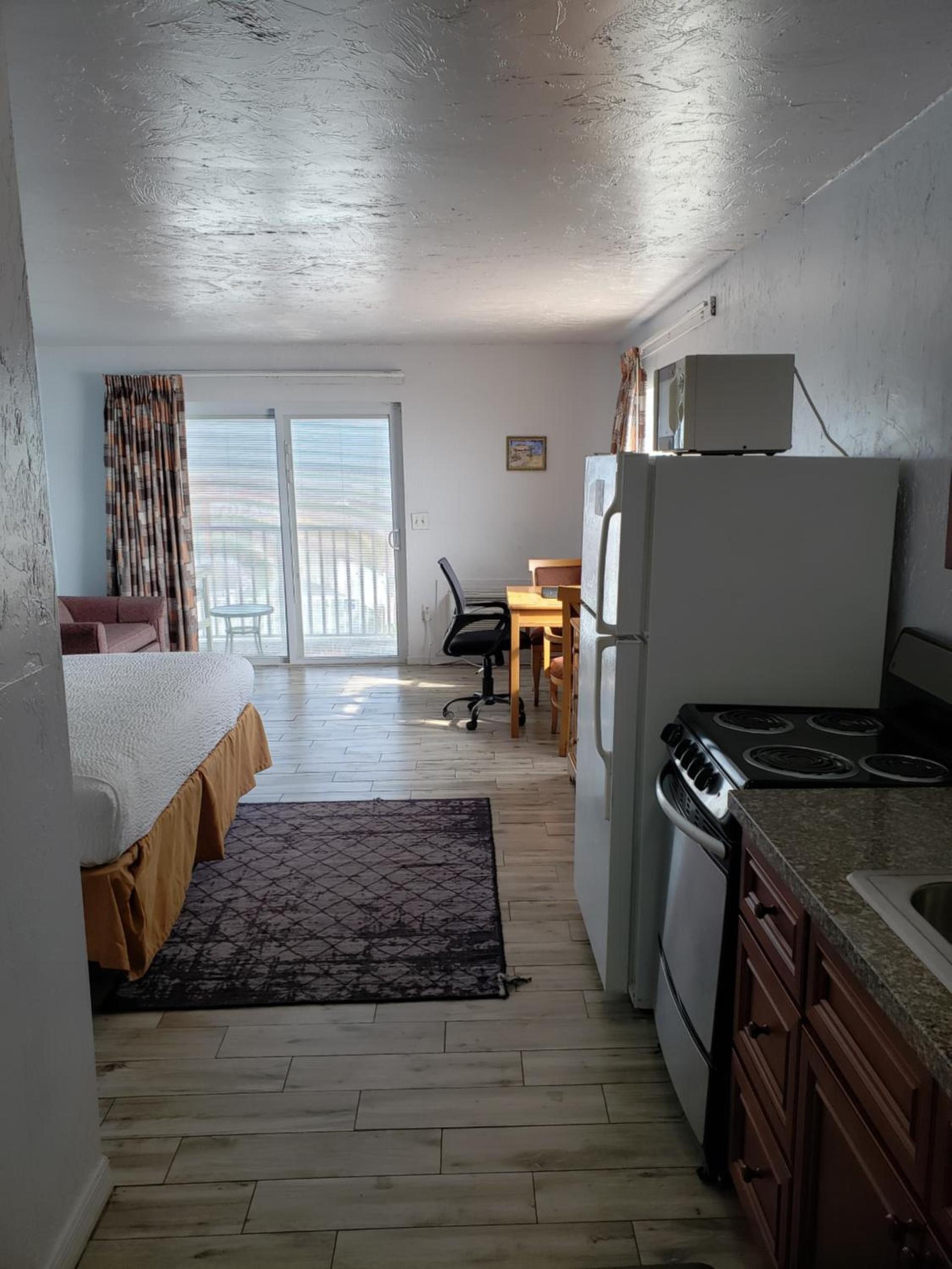 Topaz Motel - Flagler Beach photo 81