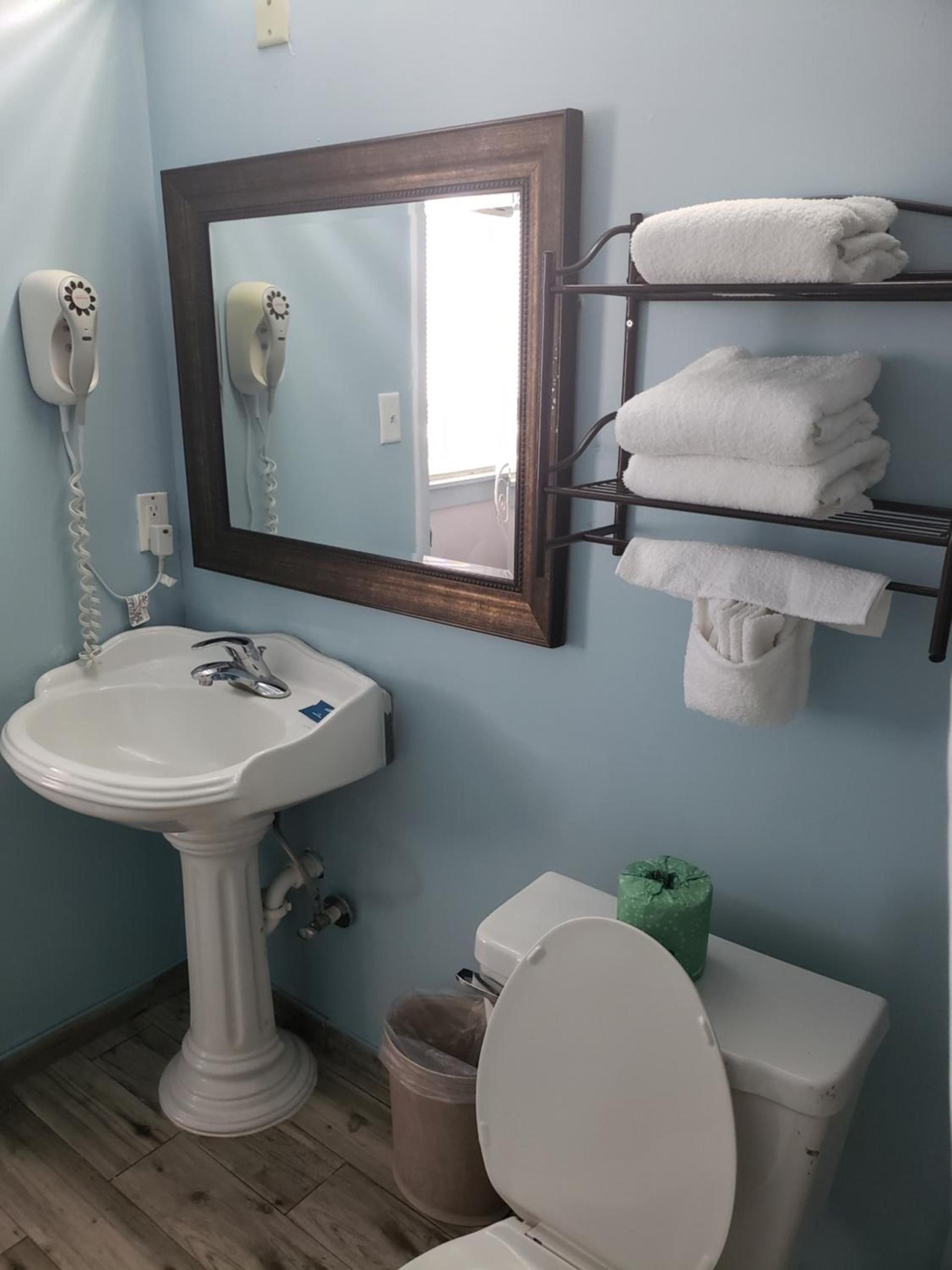 Topaz Motel - Flagler Beach photo 78