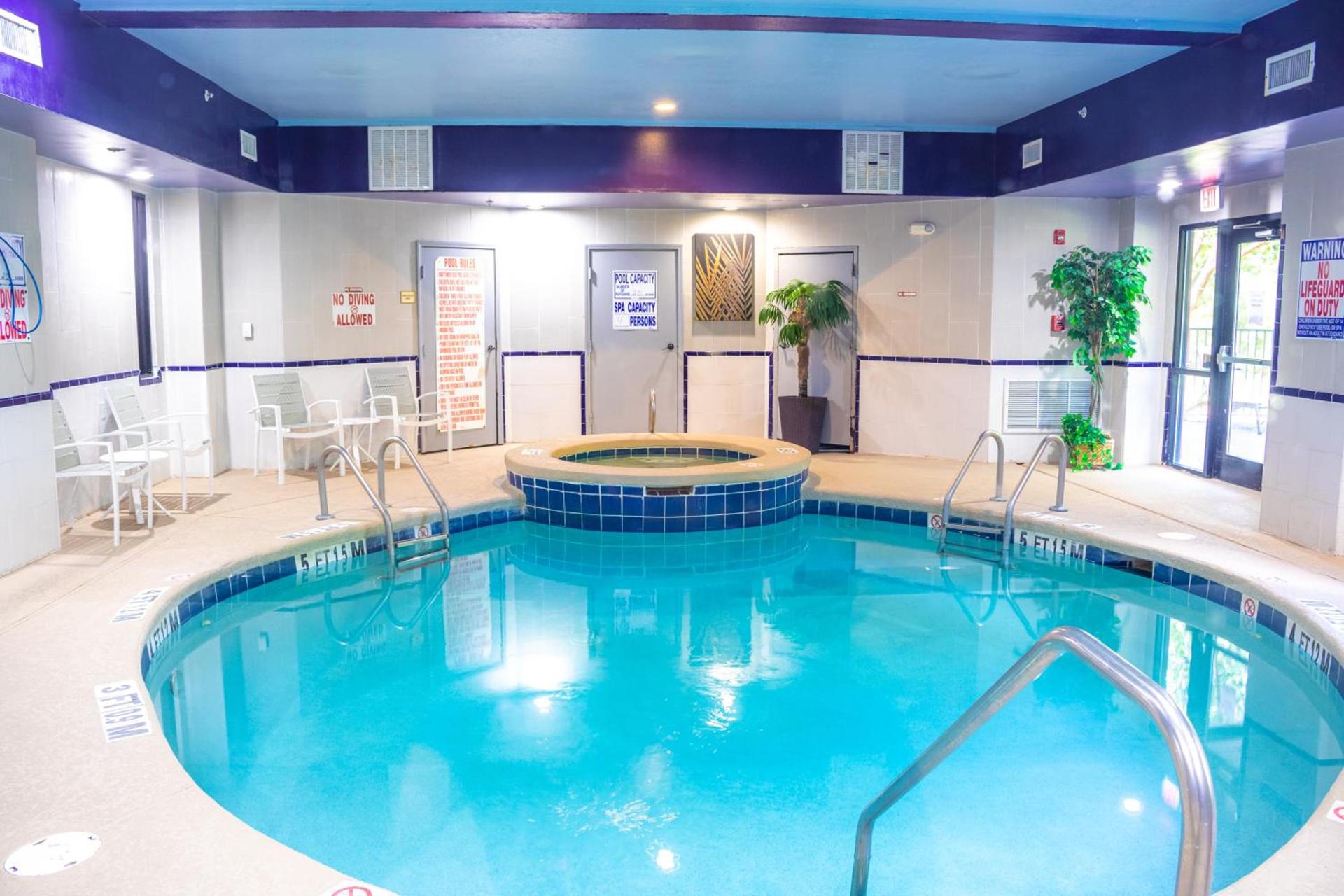 Best Western Plus Richmond Hill Inn photo 30