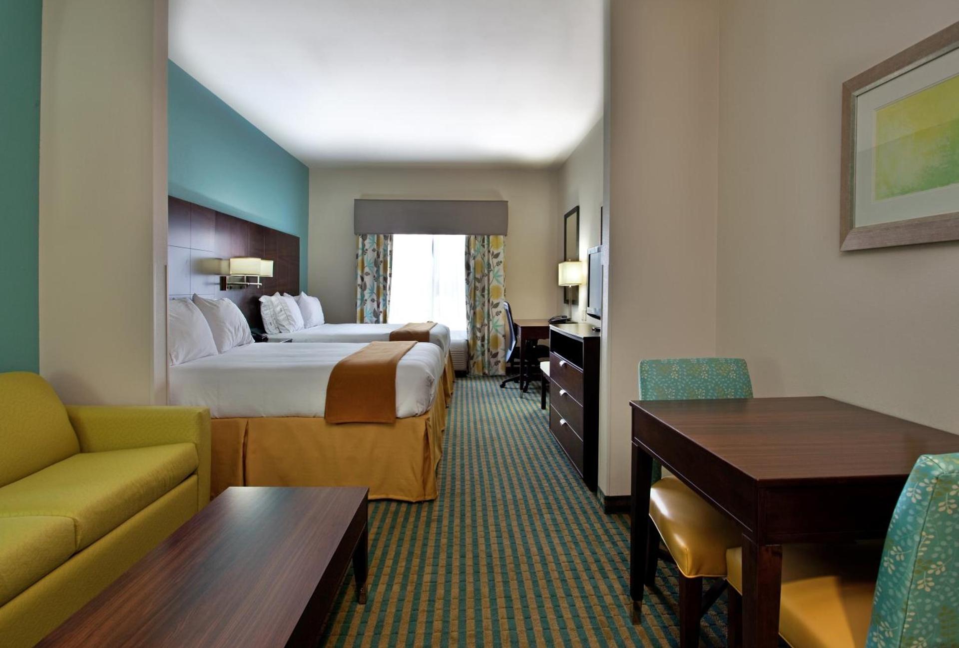 Holiday Inn Express Hotel & Suites Picayune by IHG photo 7