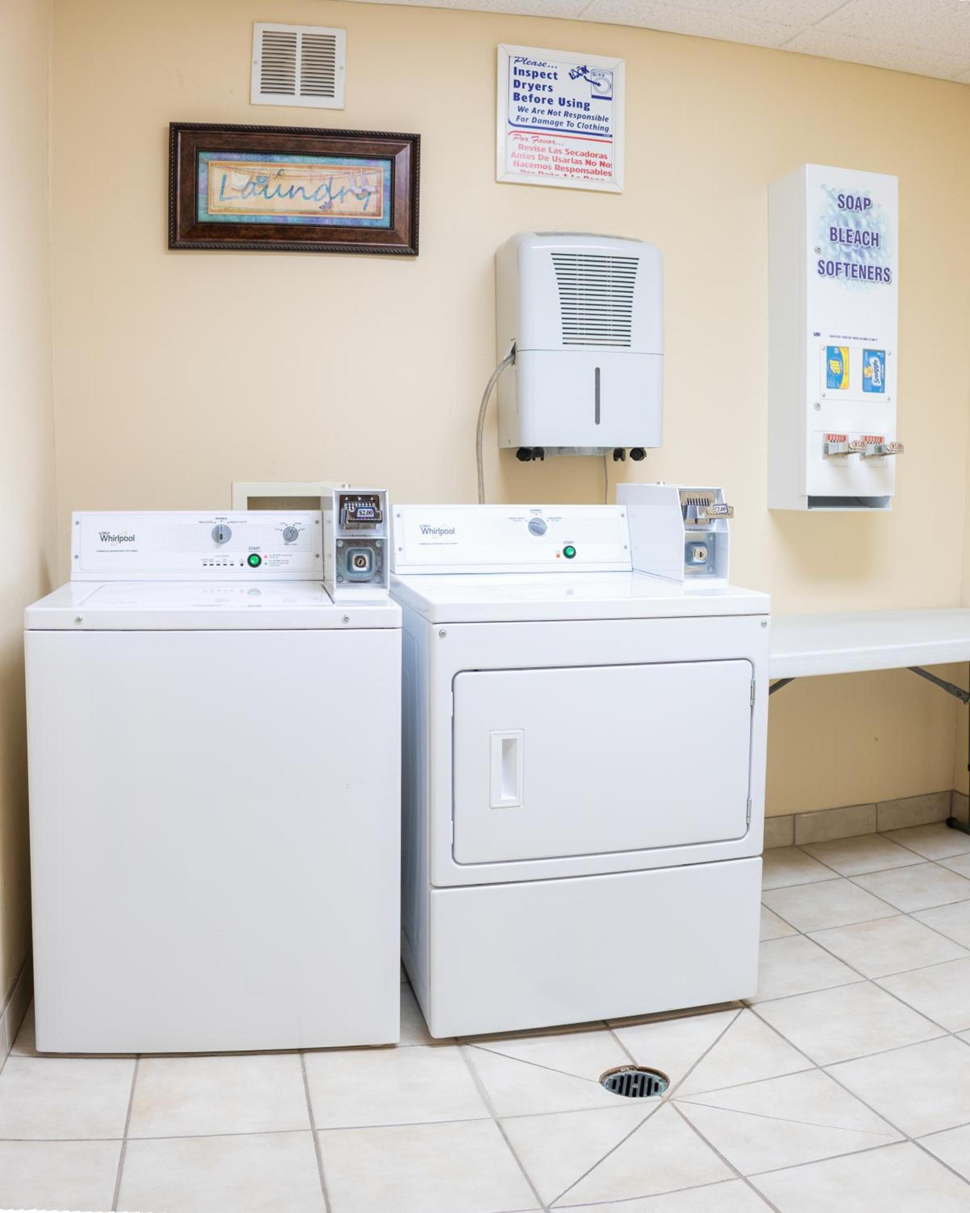 Best Western Plus Richmond Hill Inn photo 40