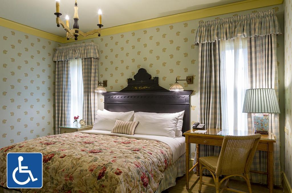Tallman Hotel photo 11