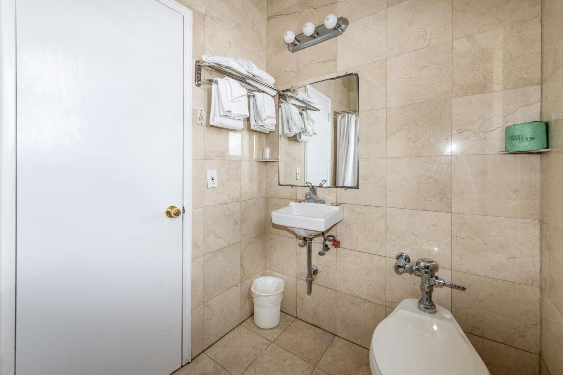 Ocean Beach Suites photo 15
