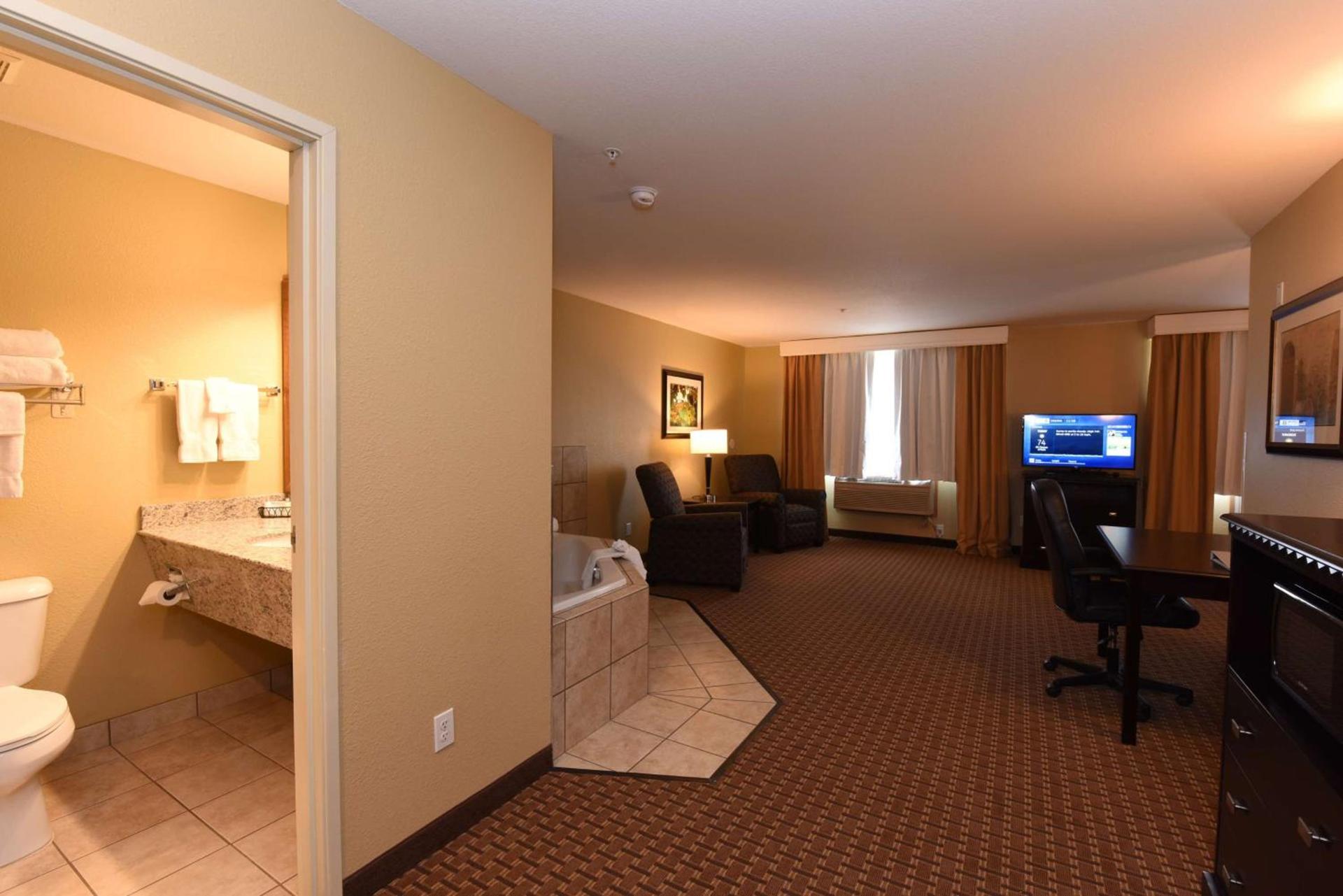 Best Western Plus Vintage Valley Inn photo 17