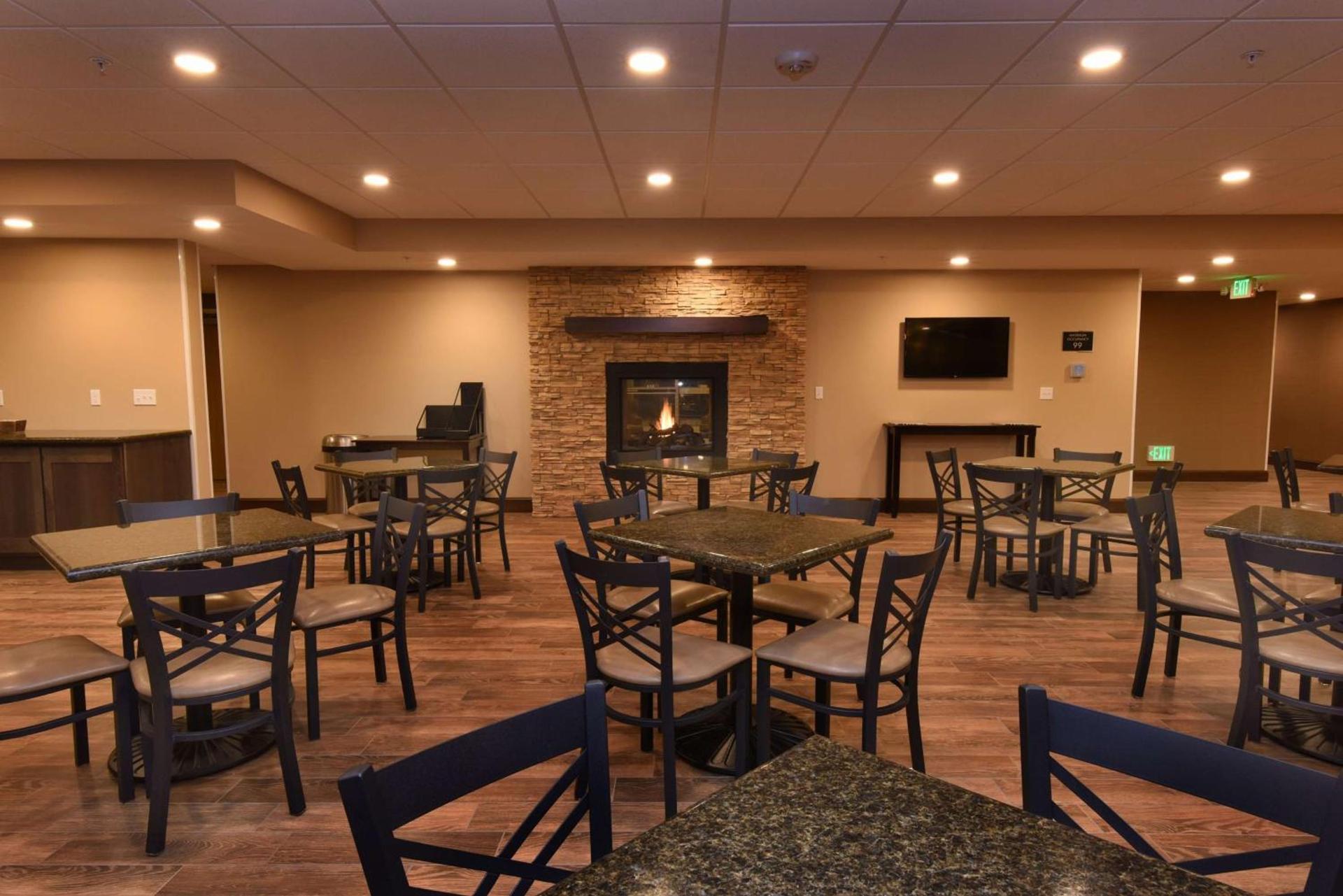 Best Western Plus Vintage Valley Inn photo 29