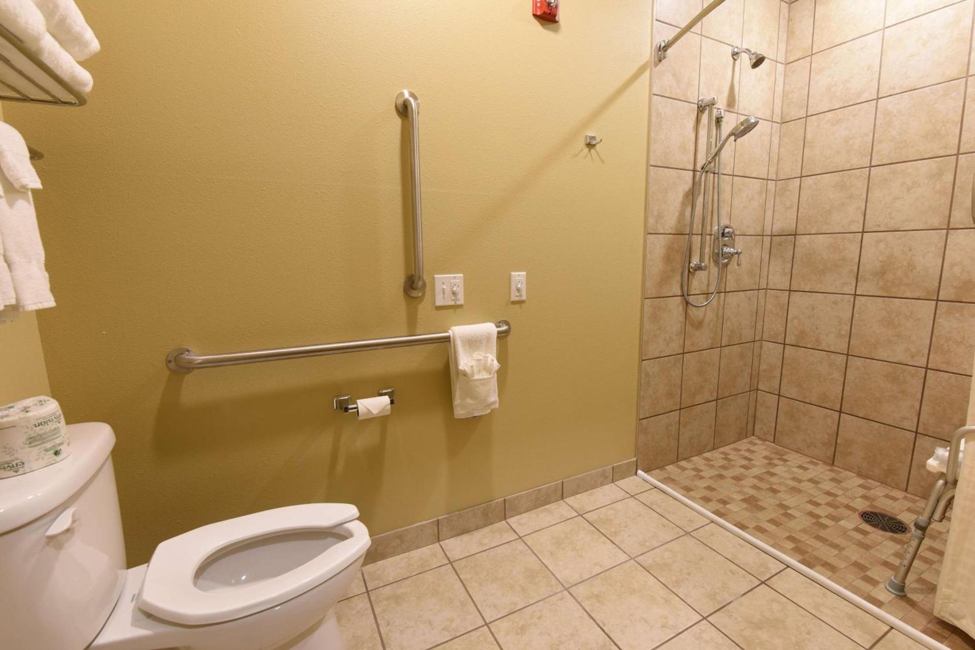 Best Western Plus Vintage Valley Inn photo 5