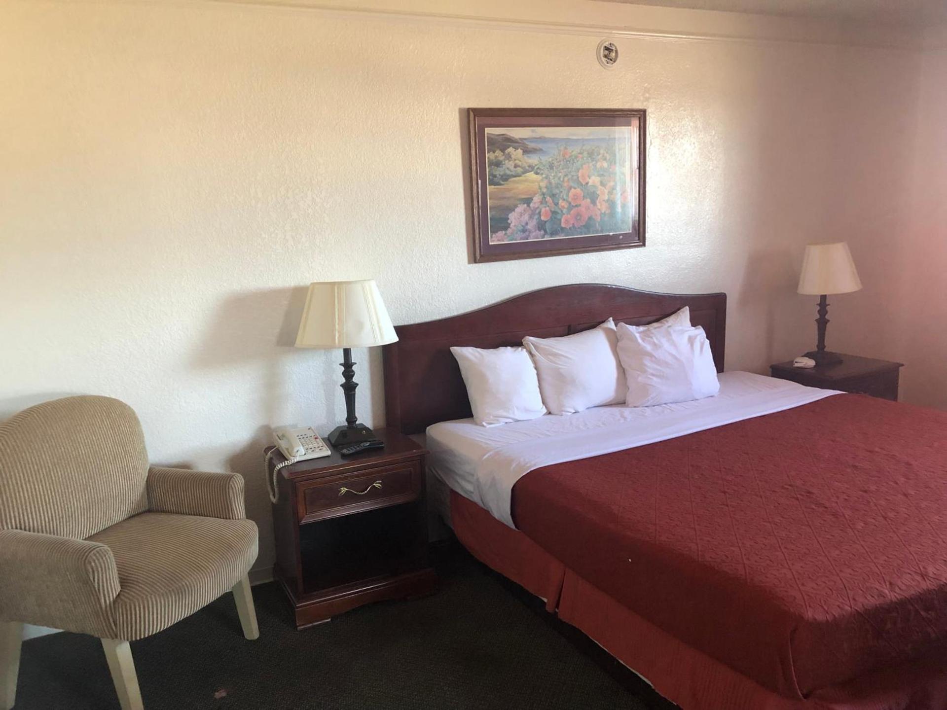 Americas Best Value Inn Denver photo 9