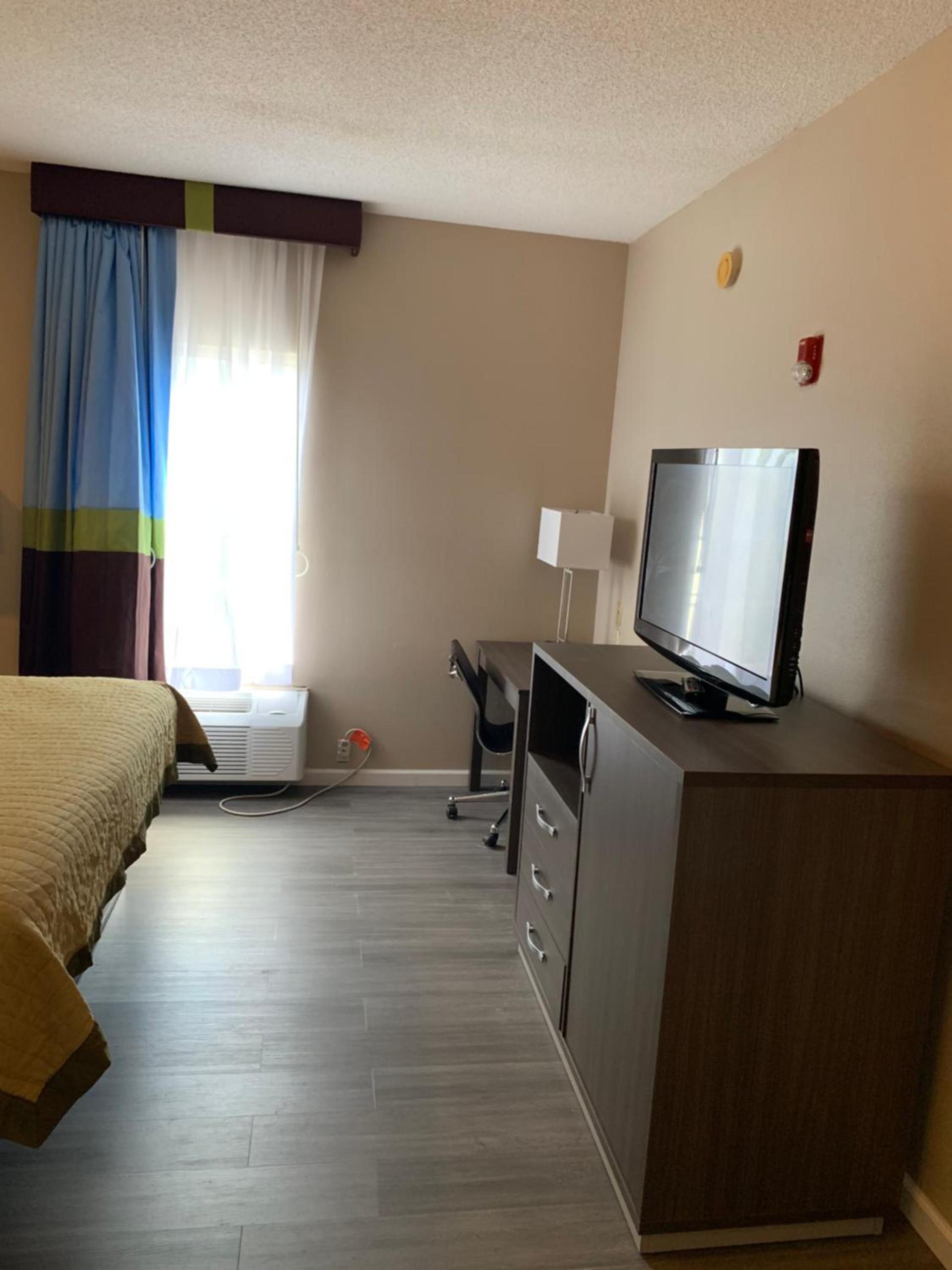 Quality Inn Ormond Beach - Daytona photo 11