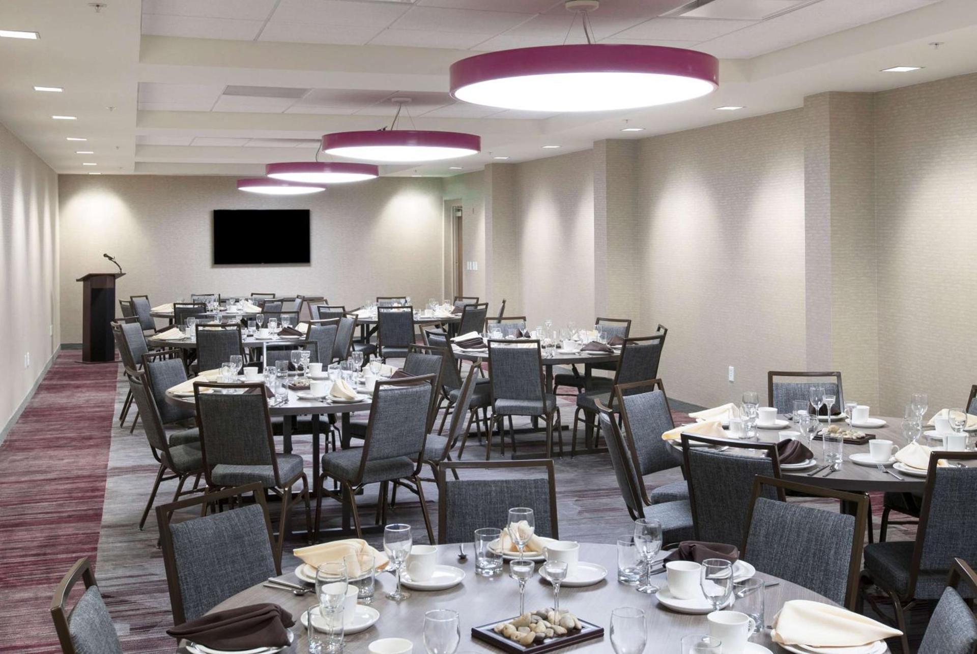Wyndham Garden at Niagara Falls photo 21