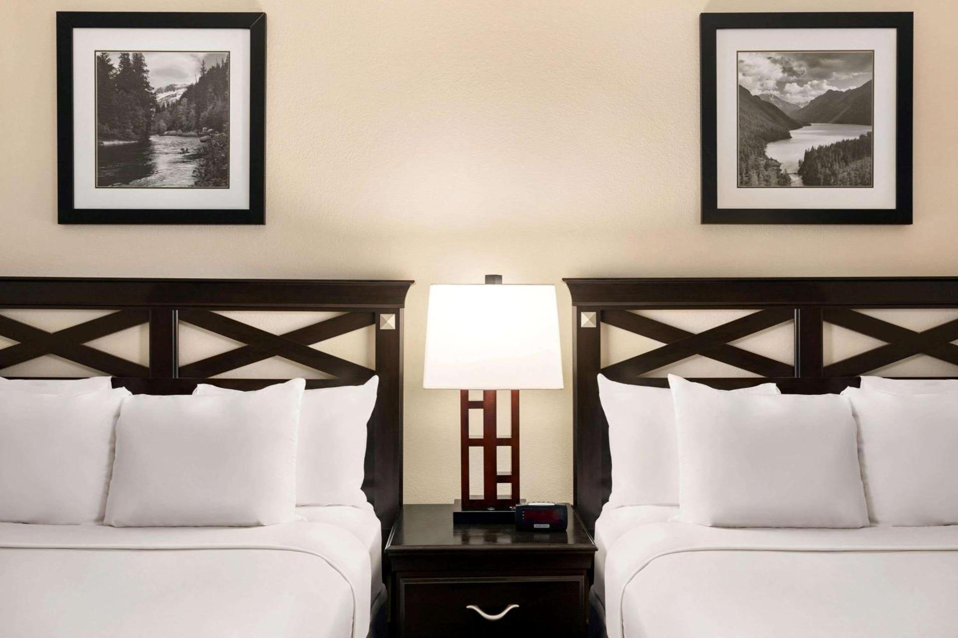 Days Inn by Wyndham Cortez photo 13