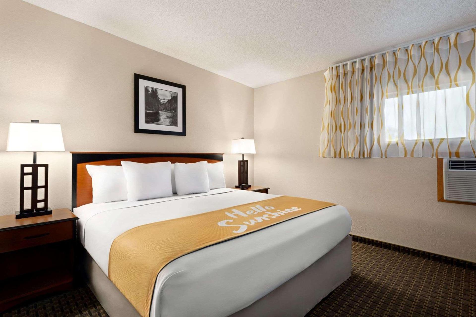 Days Inn by Wyndham Cortez photo 22
