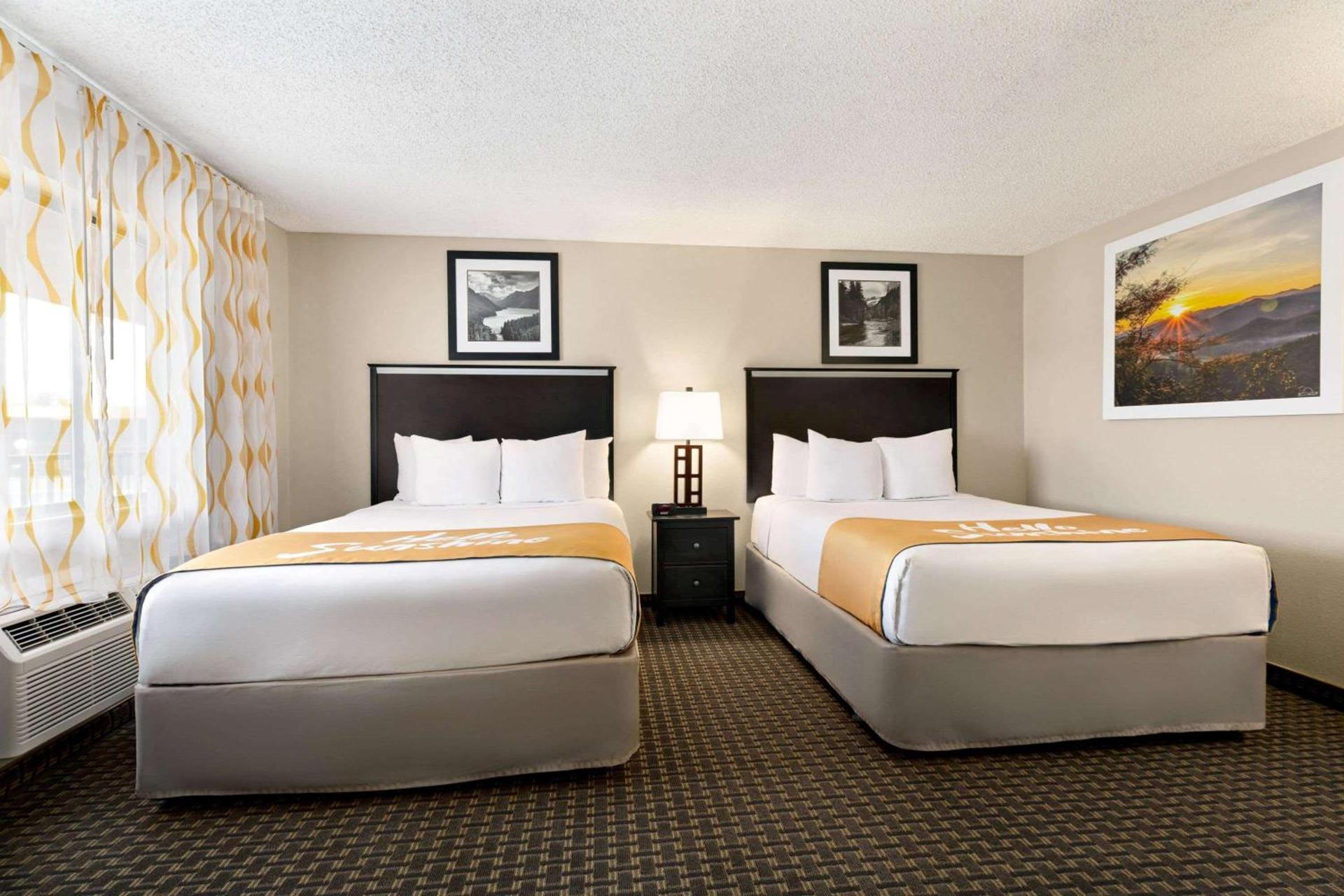 Days Inn by Wyndham Cortez photo 25