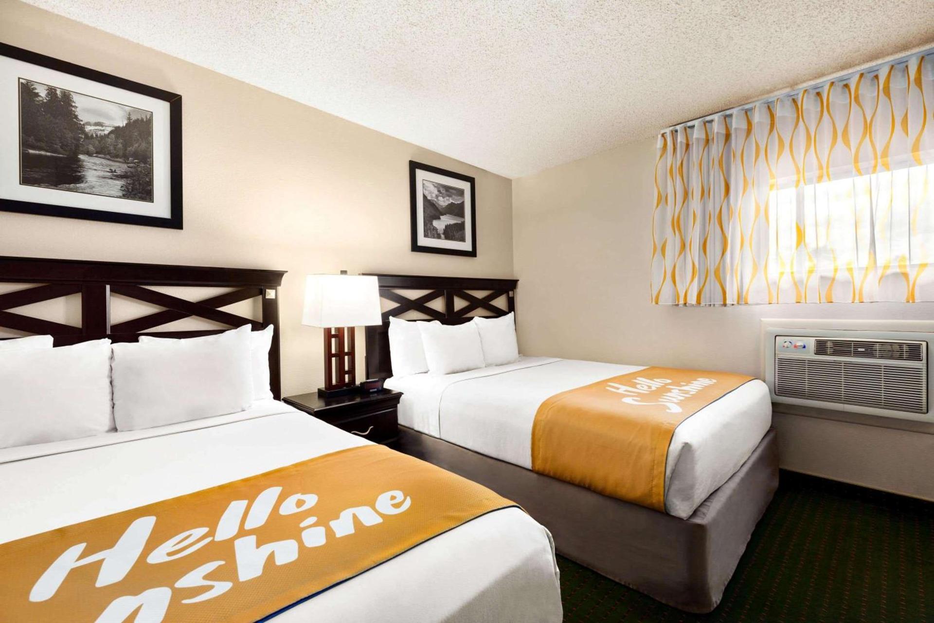 Days Inn by Wyndham Cortez photo 34