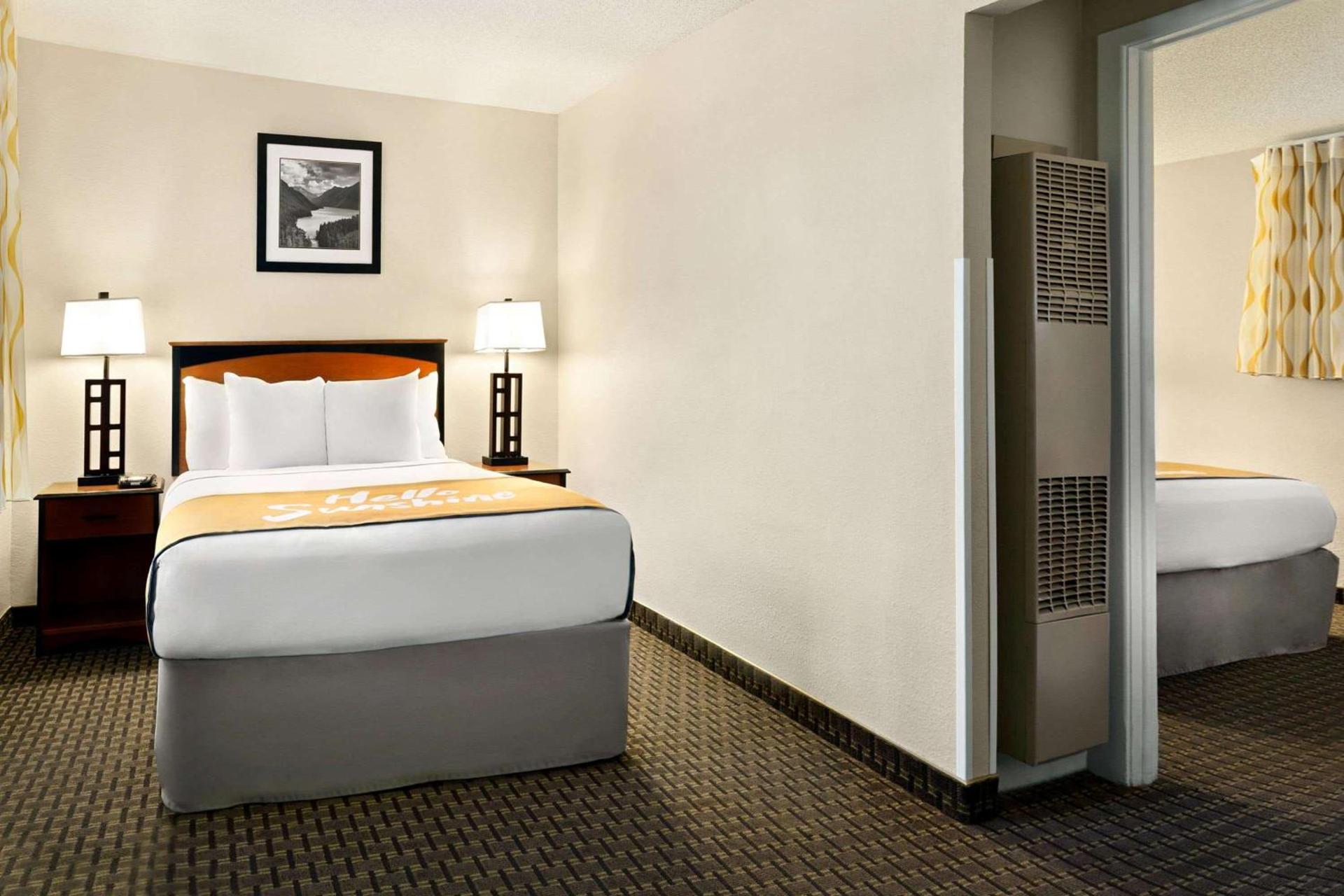 Days Inn by Wyndham Cortez photo 38
