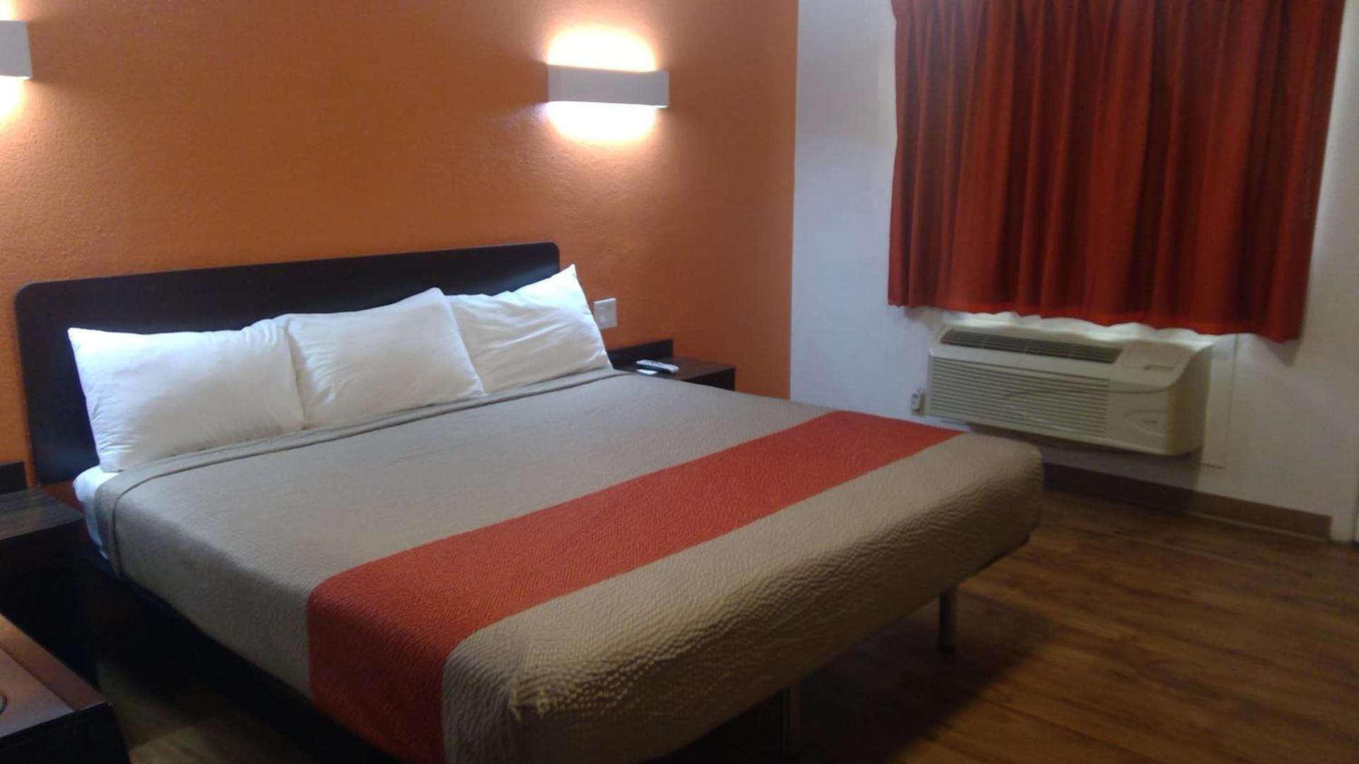 Motel 6-Clovis, NM photo 28