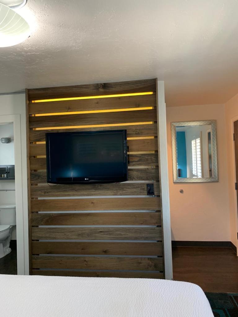 The Sands Motel photo 32