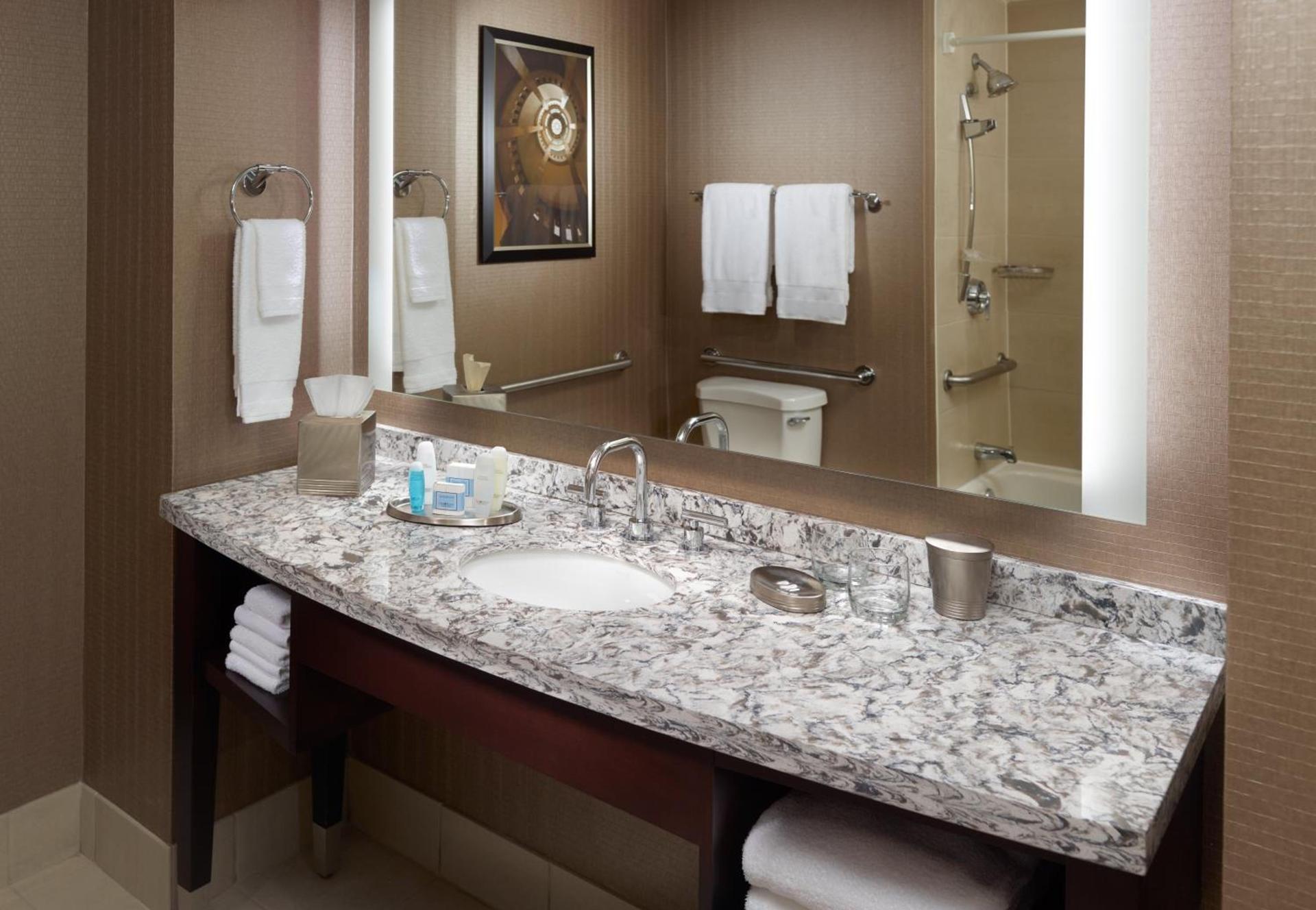 Omni Providence photo 34