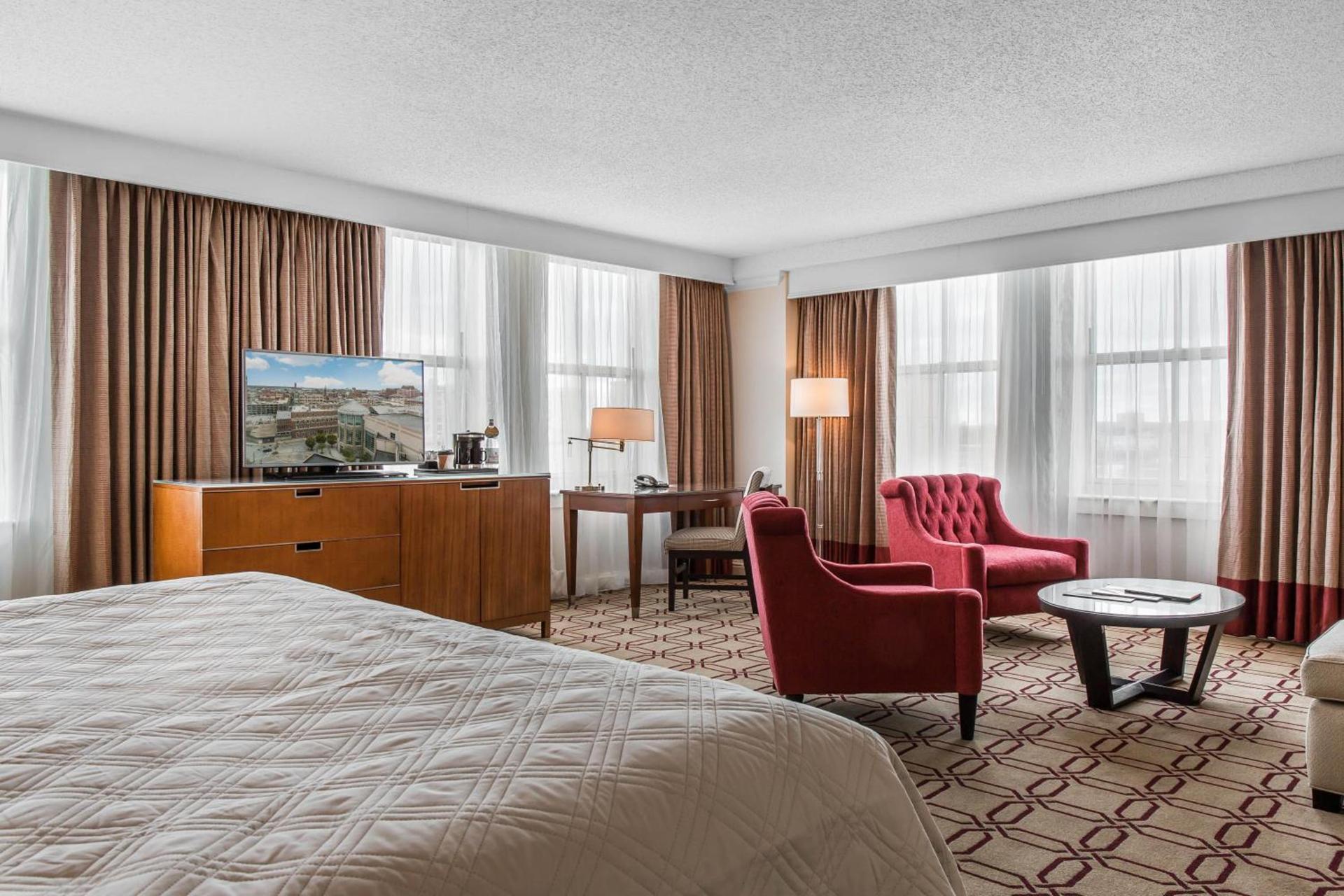 Omni Providence photo 25