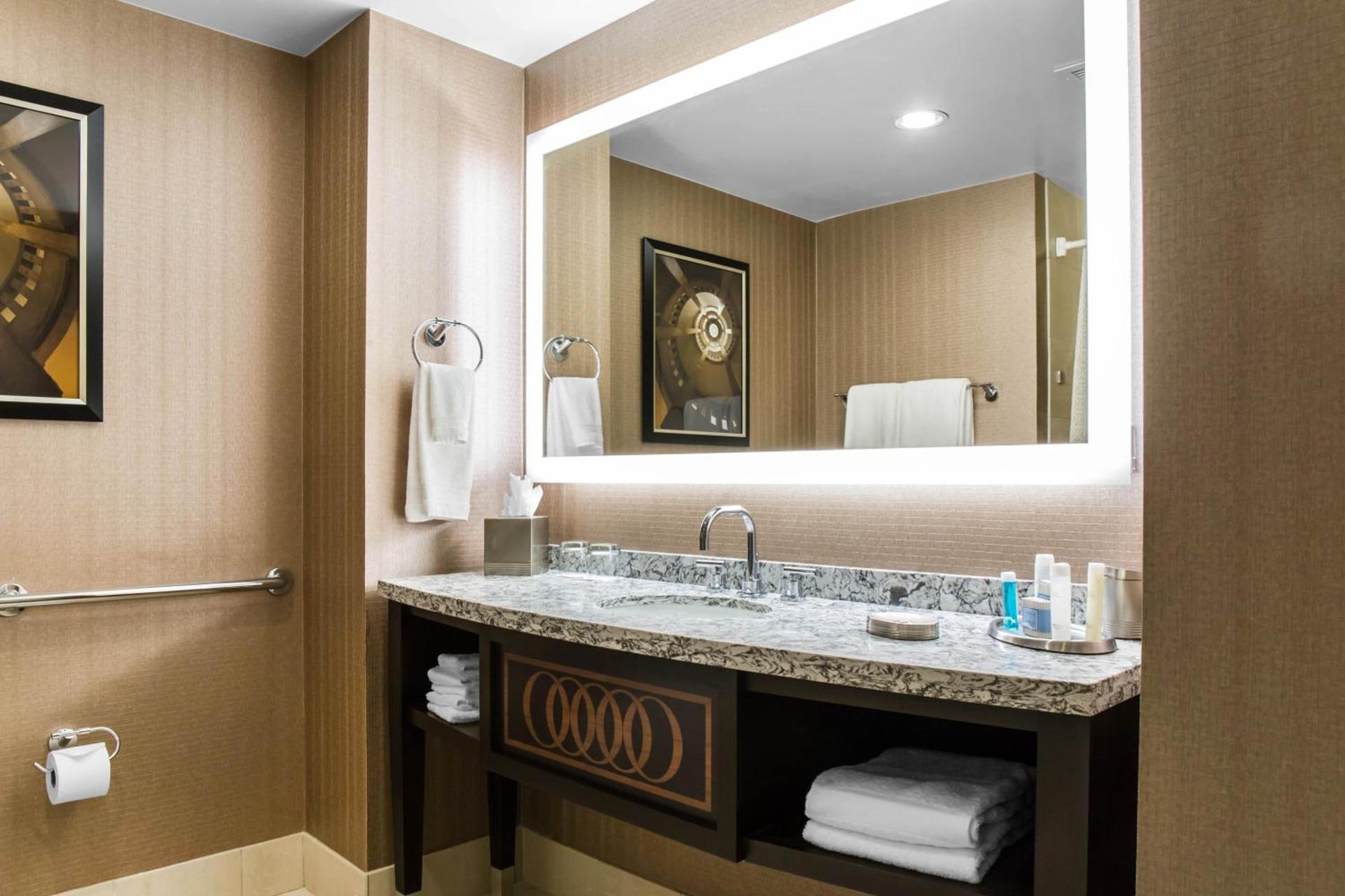 Omni Providence photo 14