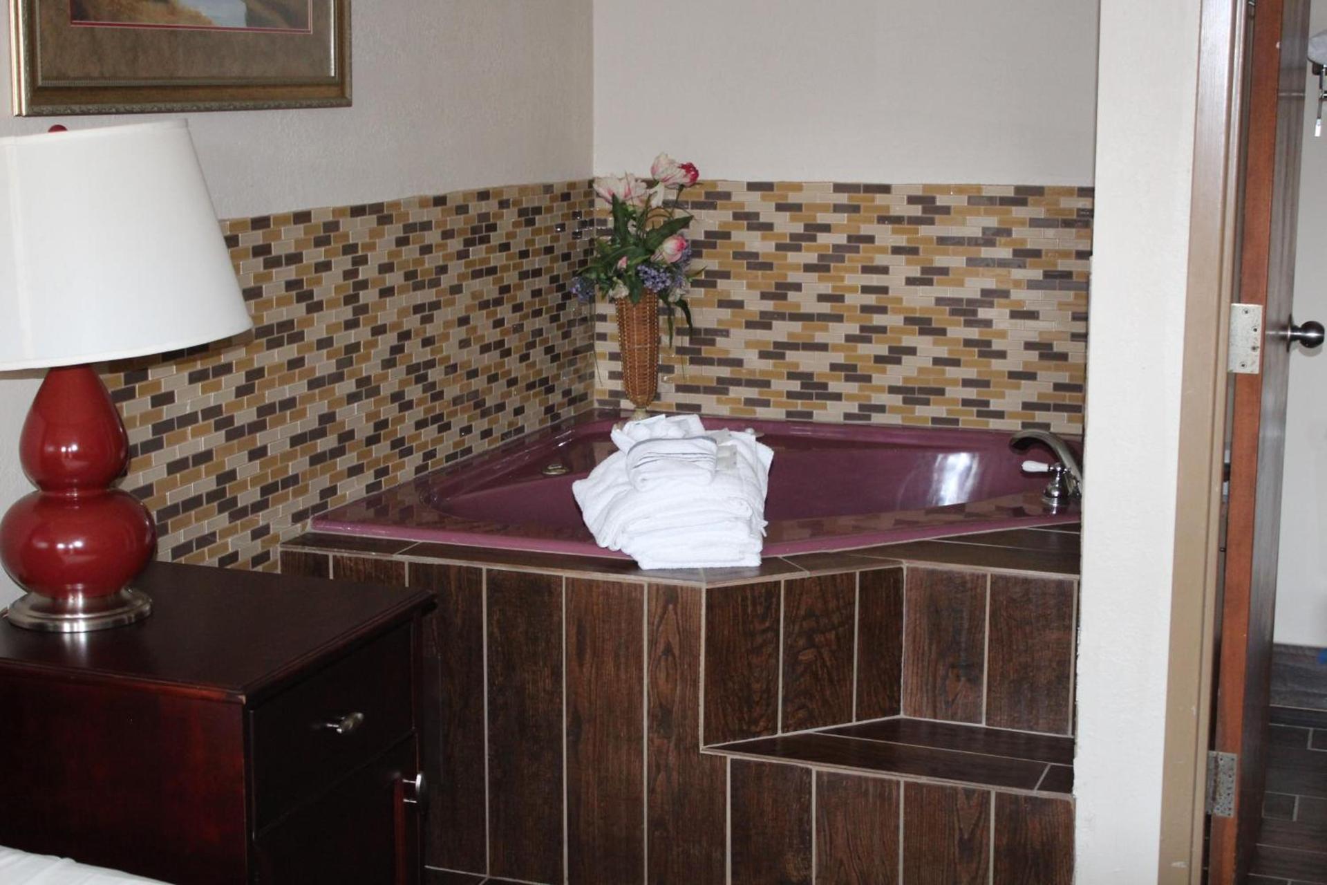 Economy Inn - Statesville photo 8