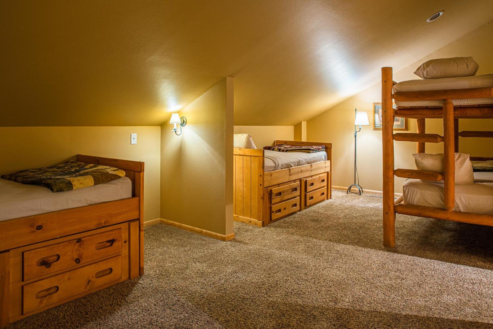 Lodge at Palmer Gulch photo 8