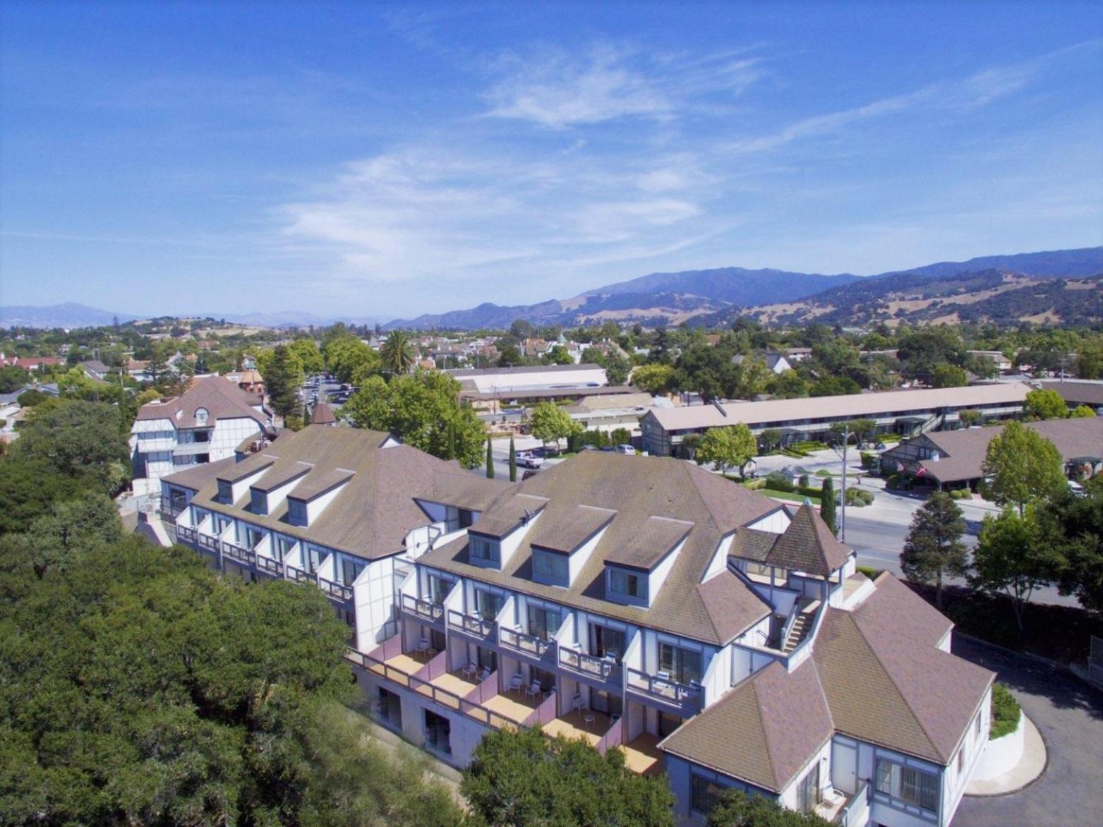 Vinland Hotel and Lounge — hotel in Solvang