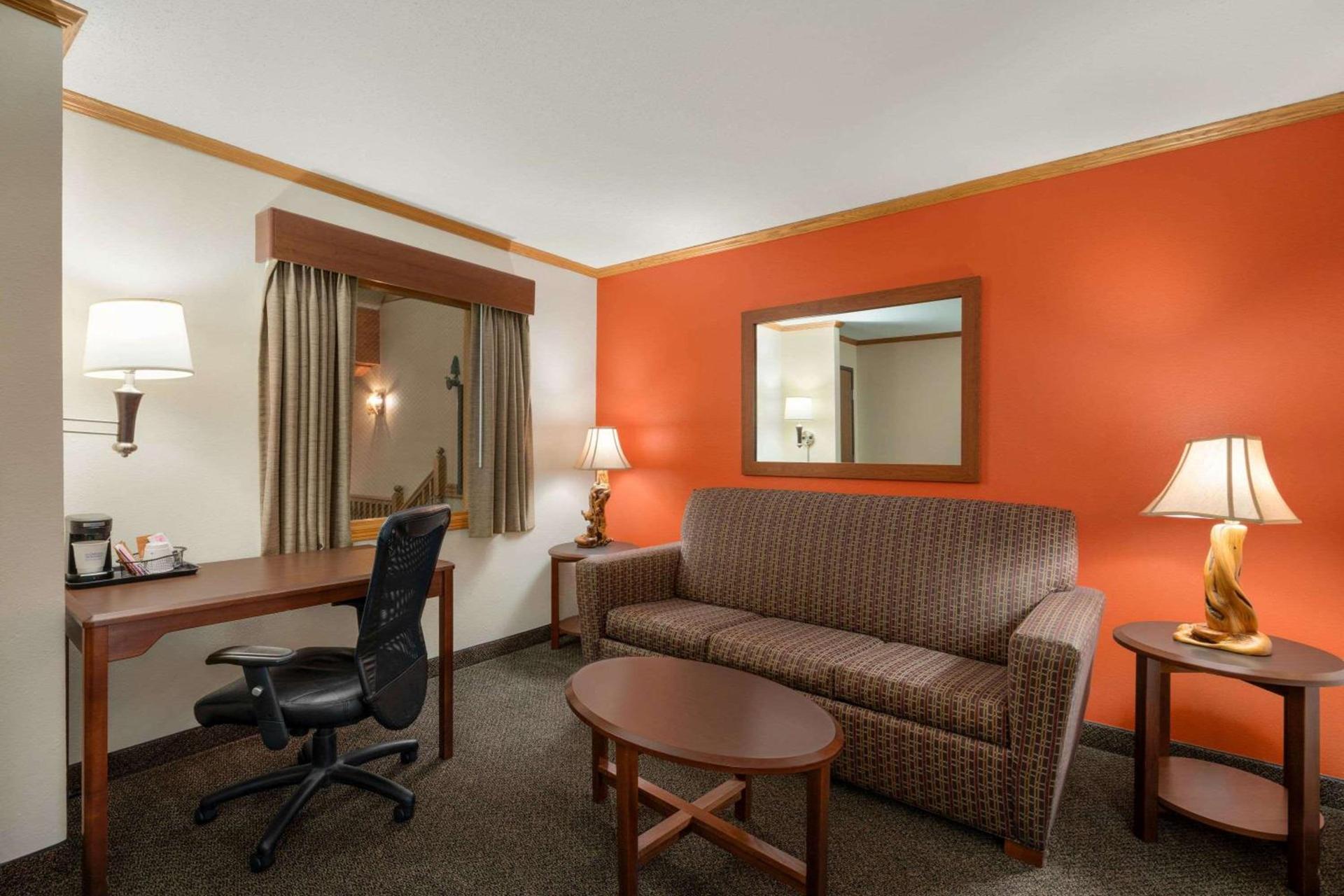AmericInn by Wyndham Virginia photo 59