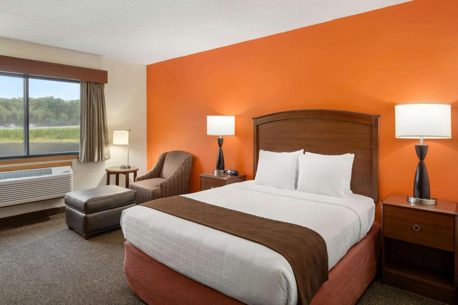 AmericInn by Wyndham Virginia photo 63