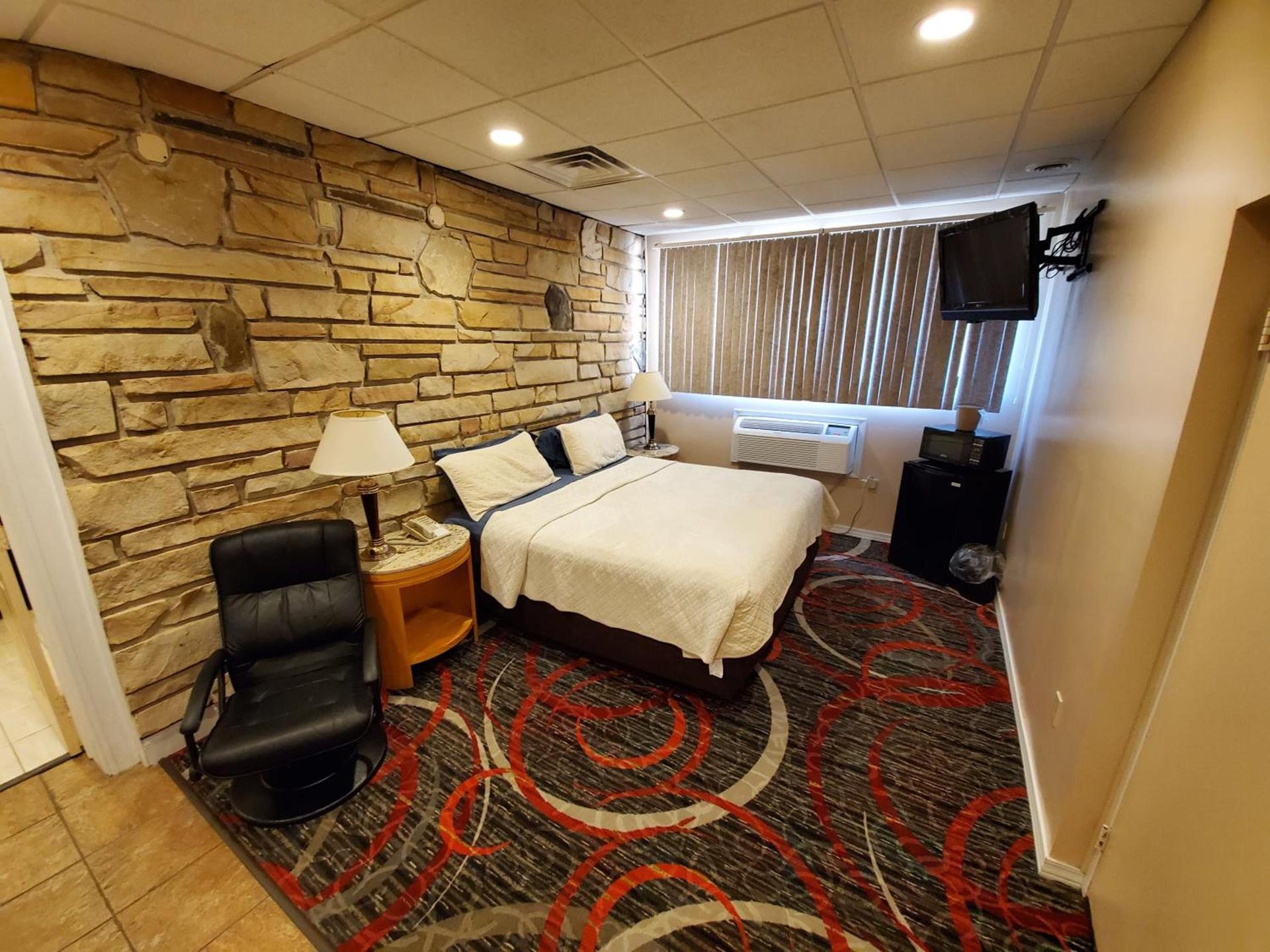 Jefferson Hills Motel photo 45