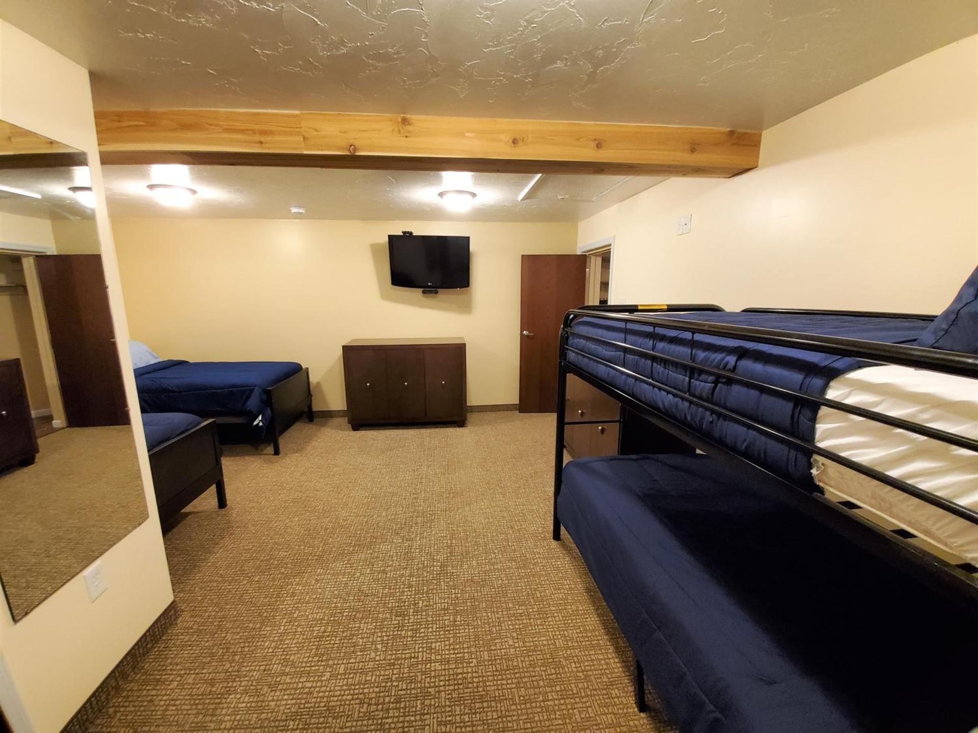 Jefferson Hills Motel photo 31